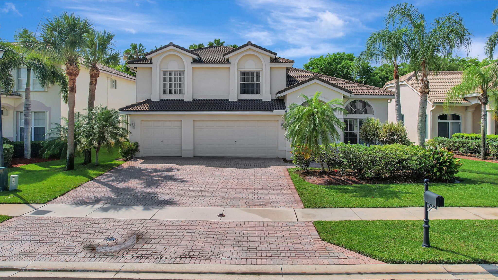 4190 Bahia Isle Circle Property Photo 2