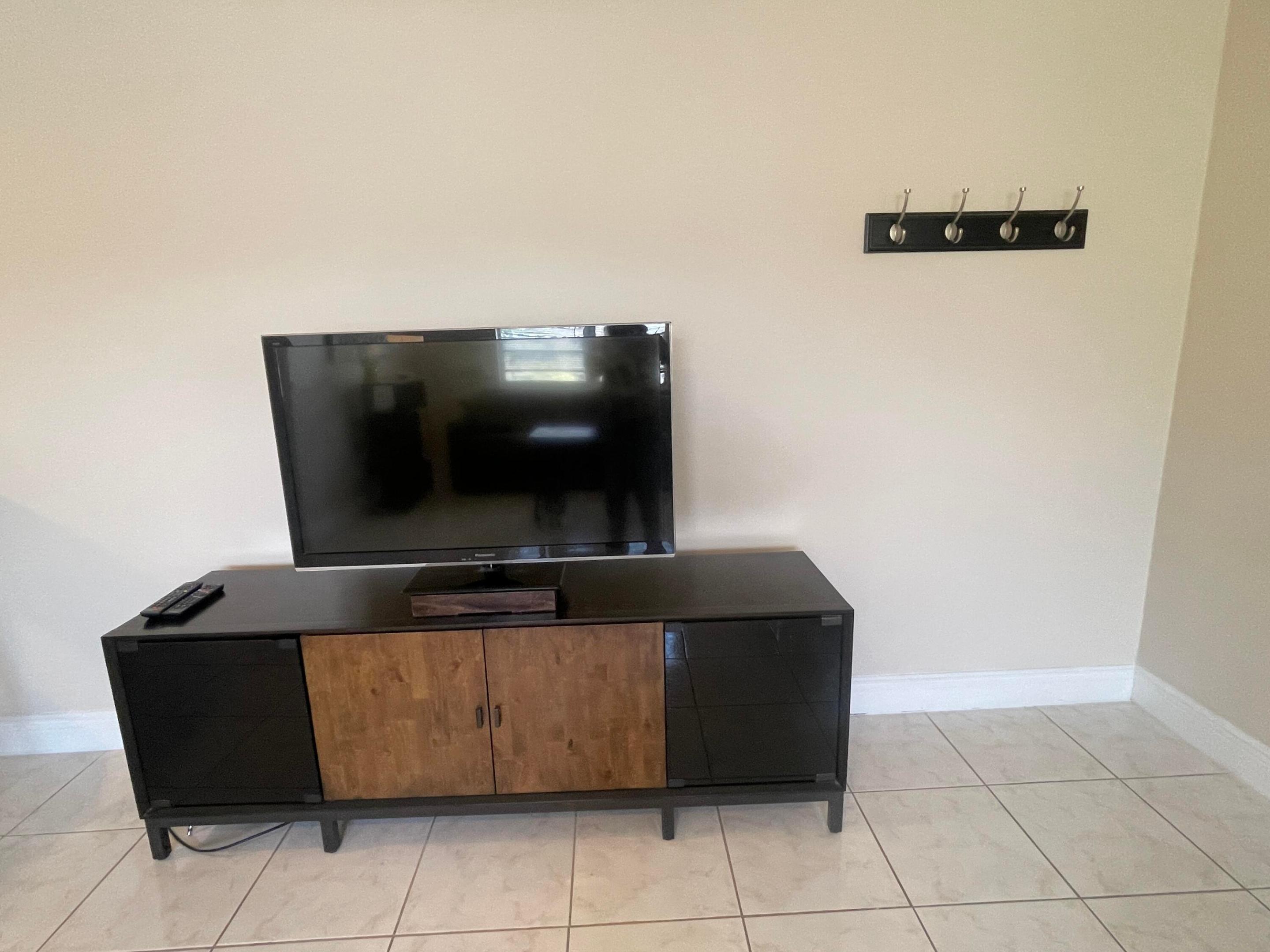188 Cambridge H Property Photo 12