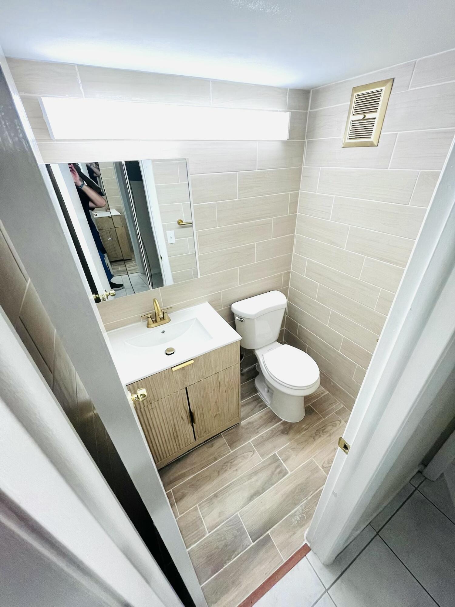 188 Cambridge H Property Photo 21