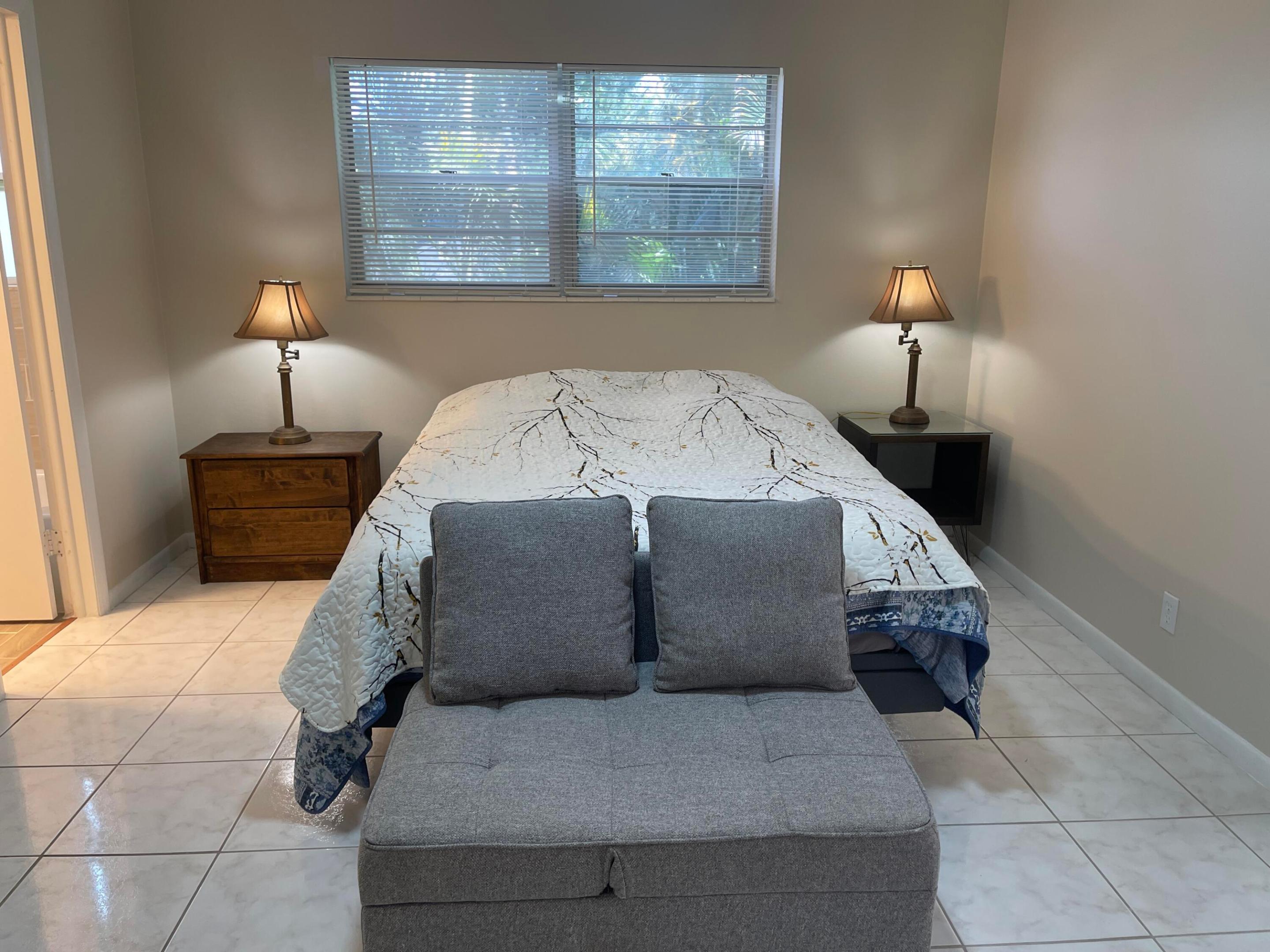 188 Cambridge H Property Photo 22