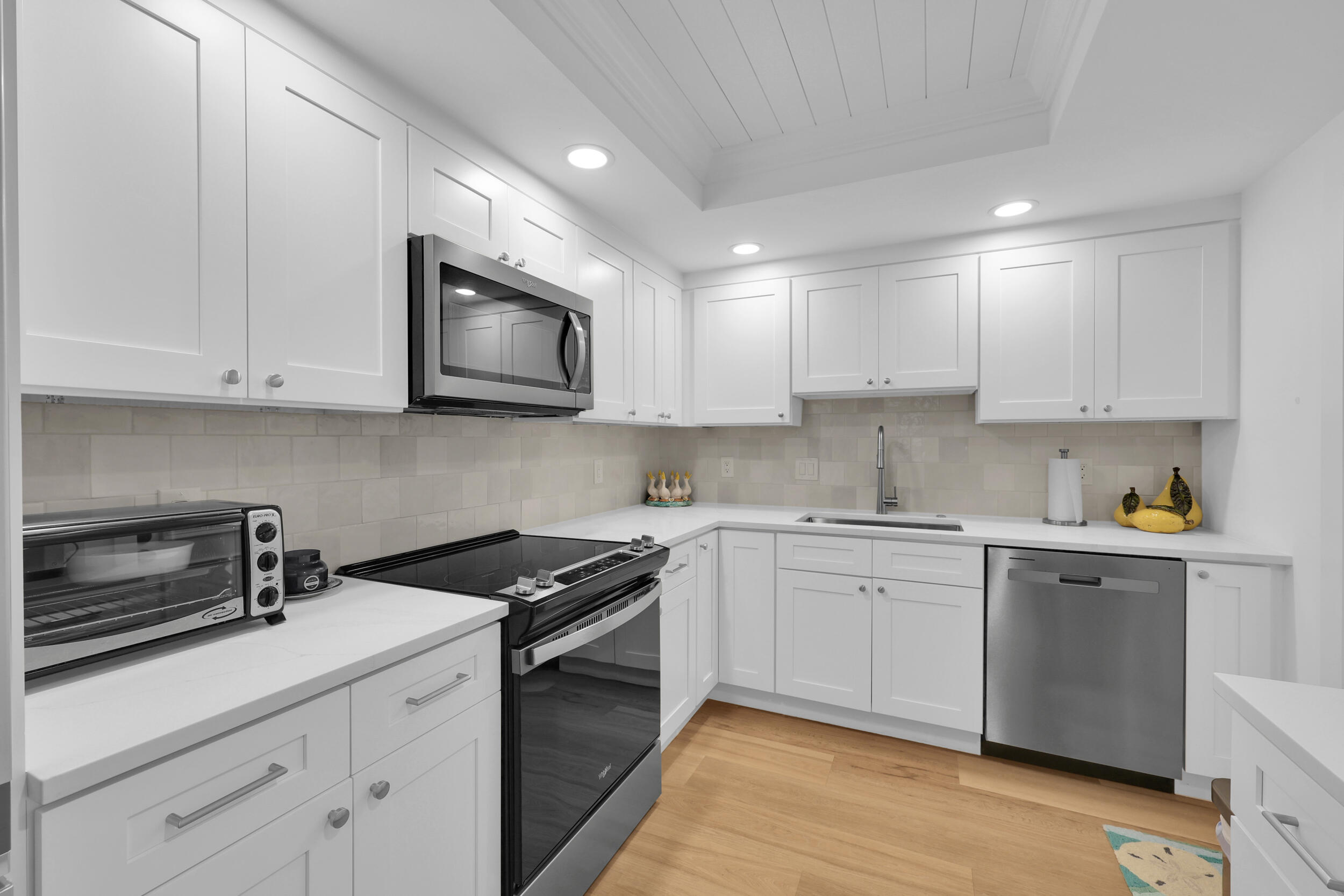 10 SE Turtle Creek Drive Unit B Property Photo 1