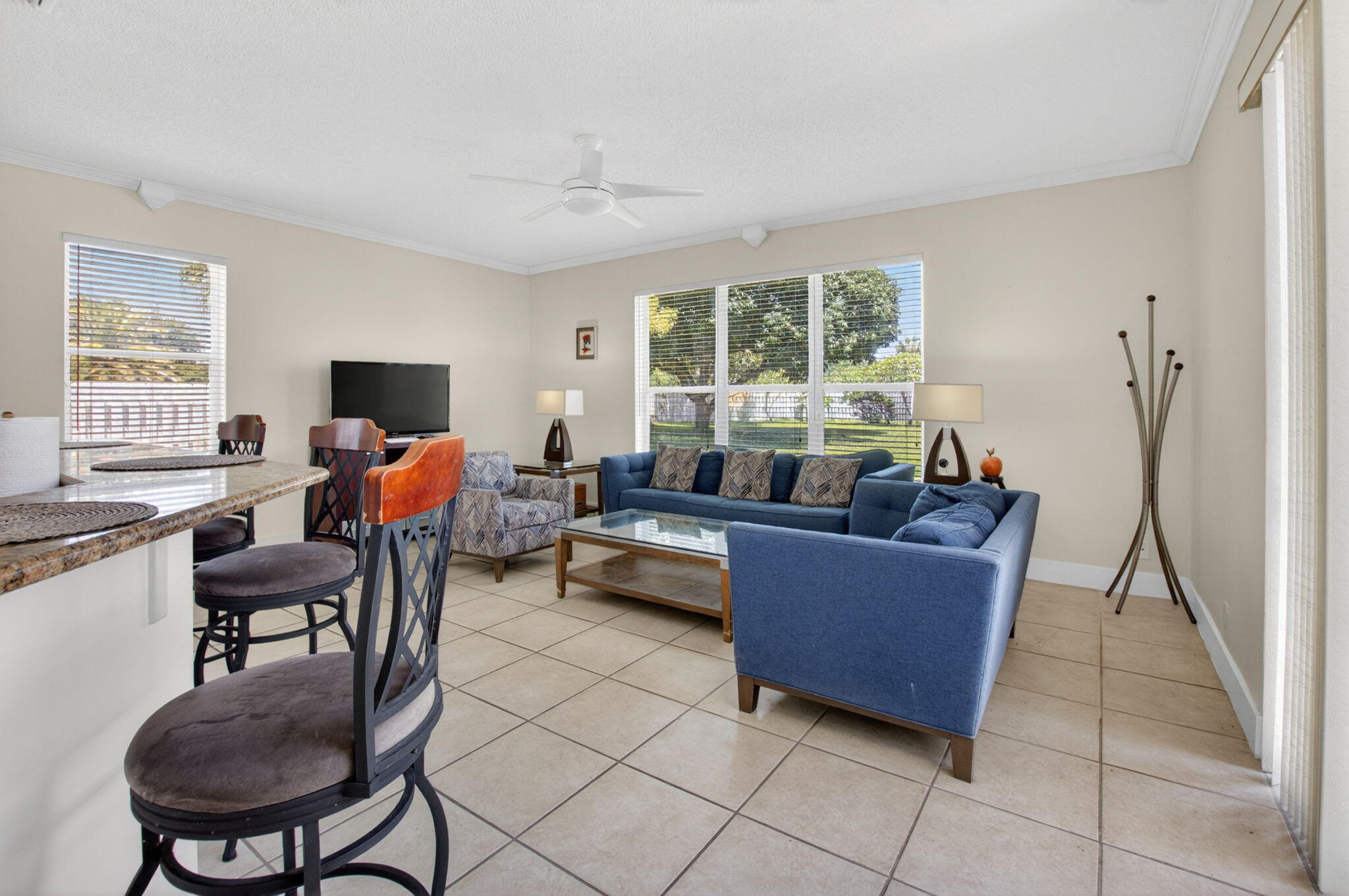 6207 Shadow Tree Lane Property Photo 9
