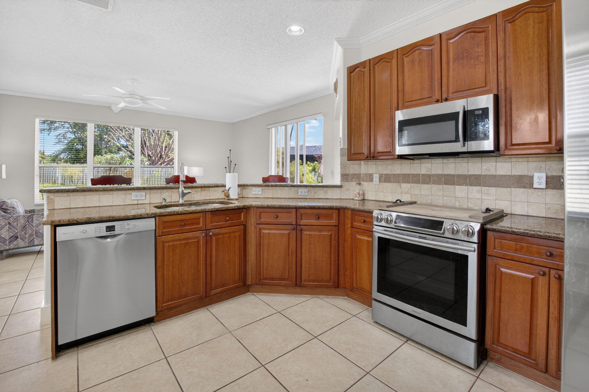 6207 Shadow Tree Lane Property Photo 15
