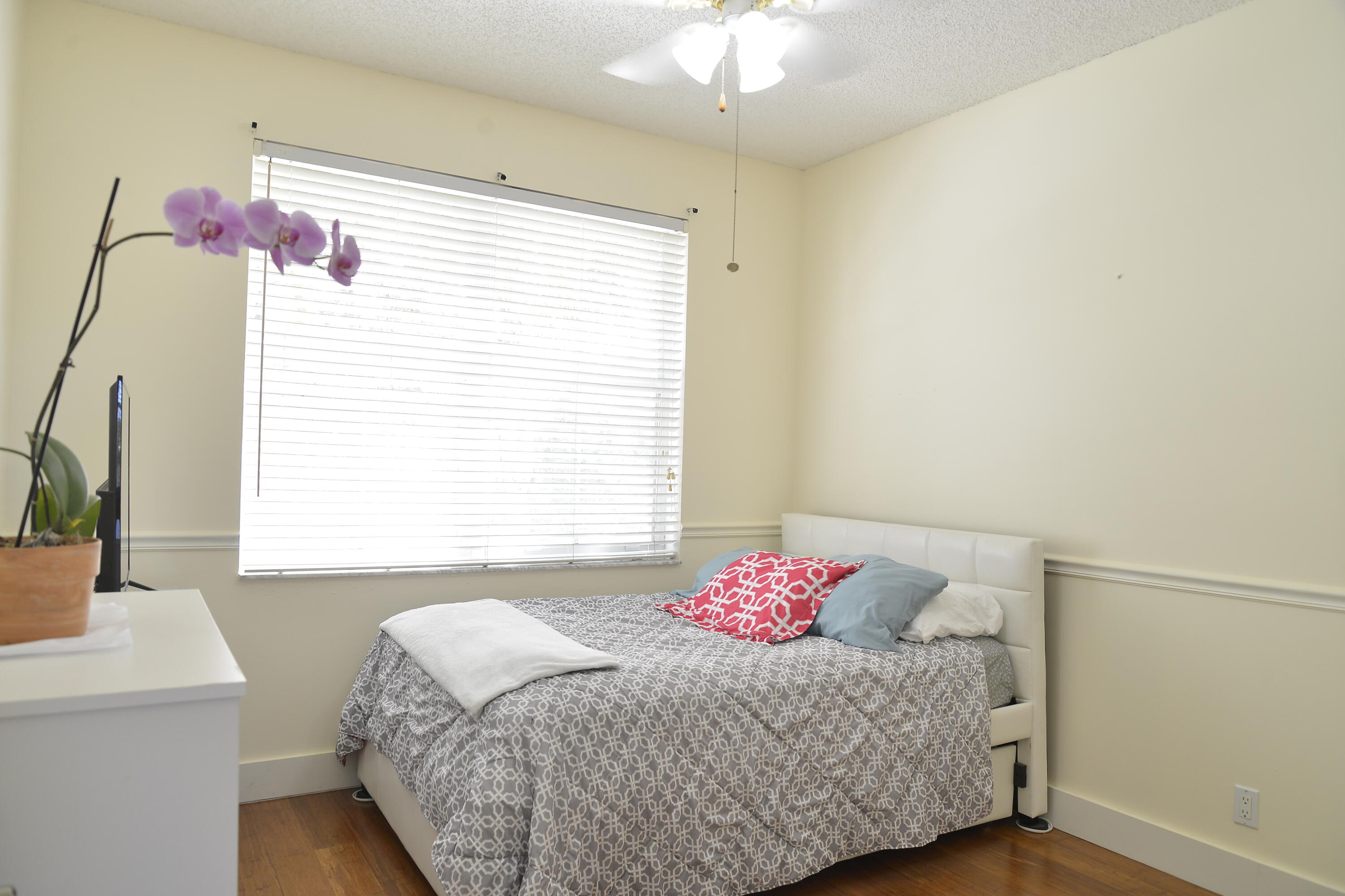 6207 Shadow Tree Lane Property Photo 40