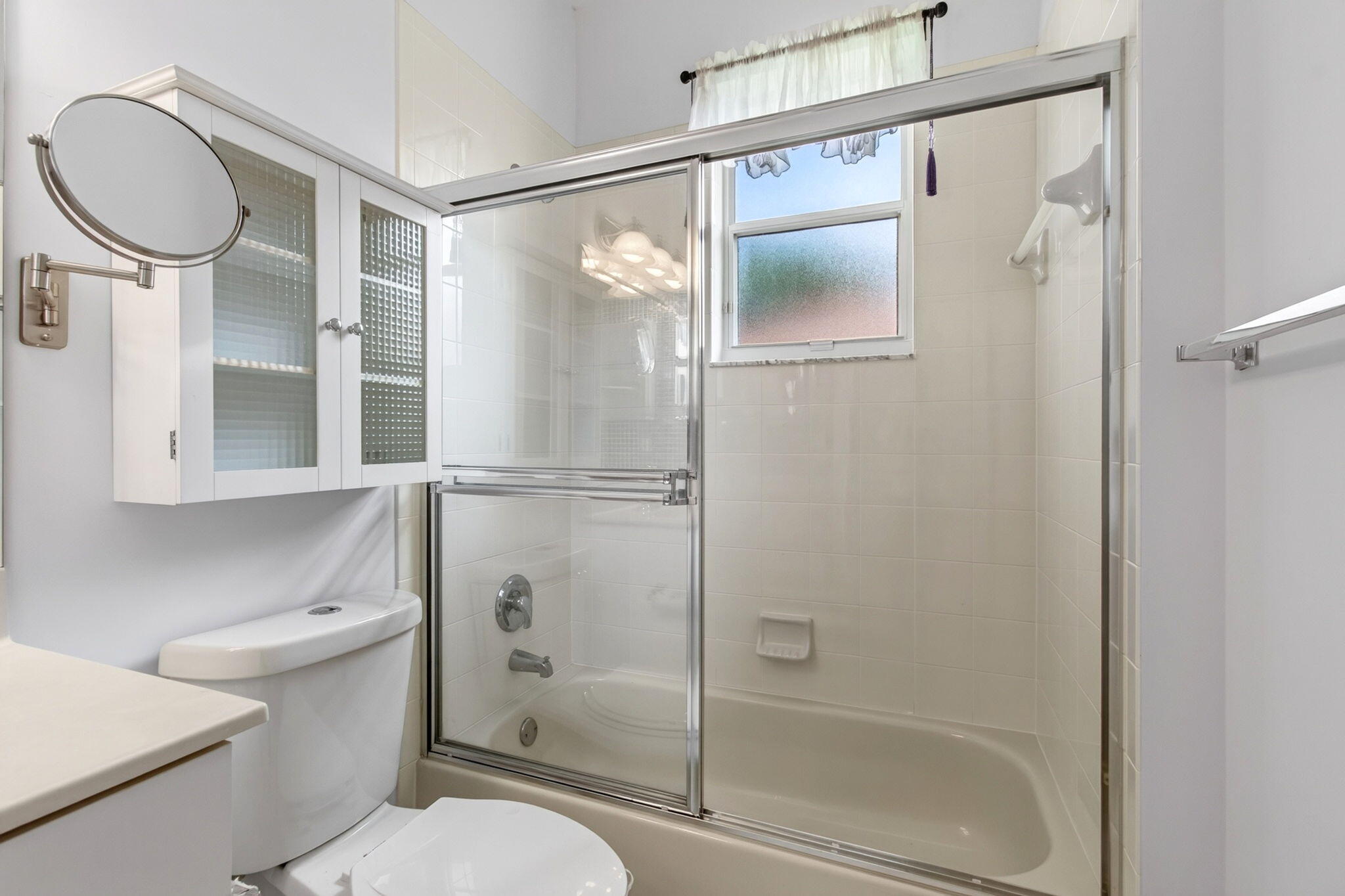 6453 Emerald Breeze Way Property Photo 10