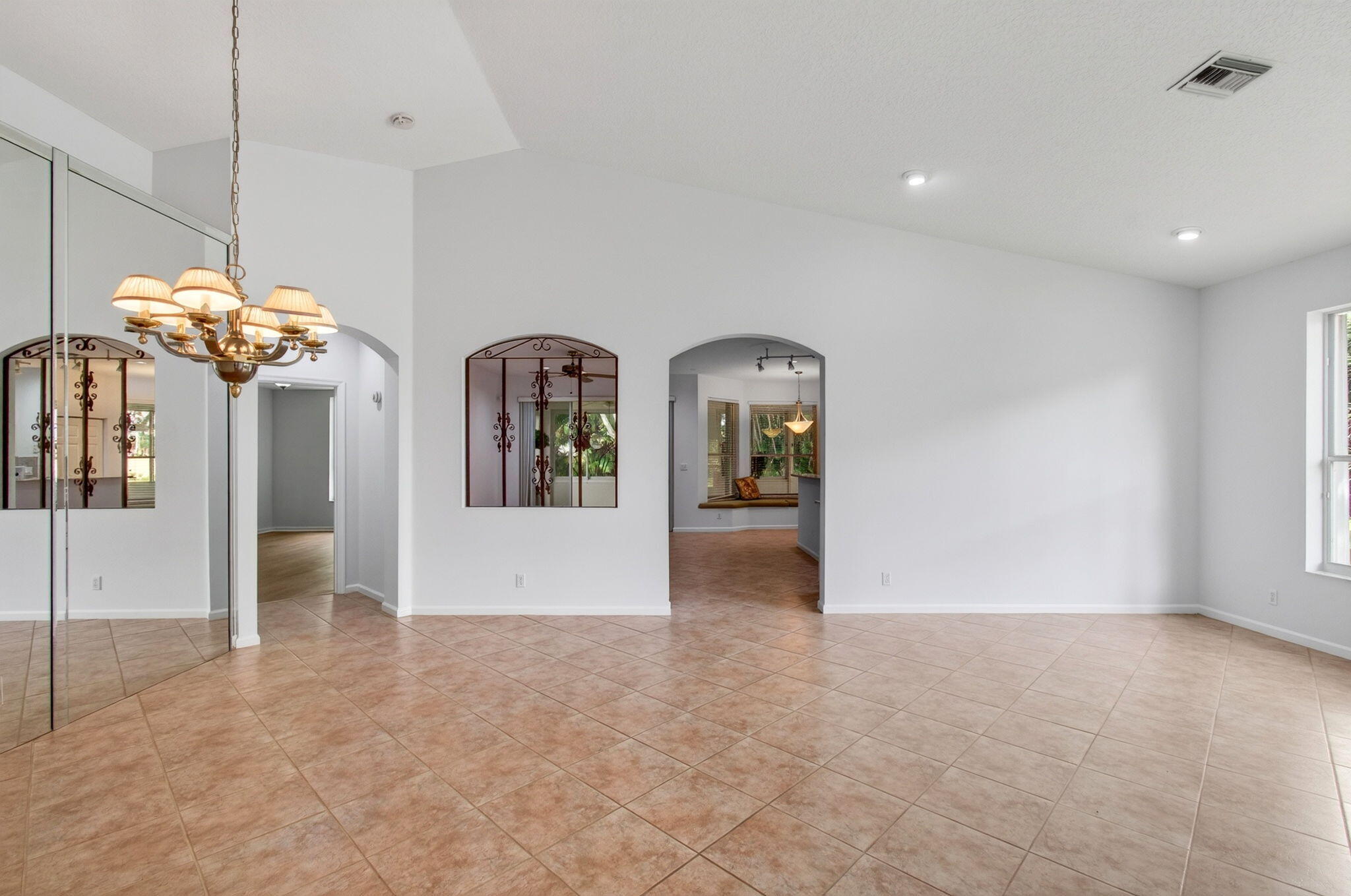 6453 Emerald Breeze Way Property Photo 17