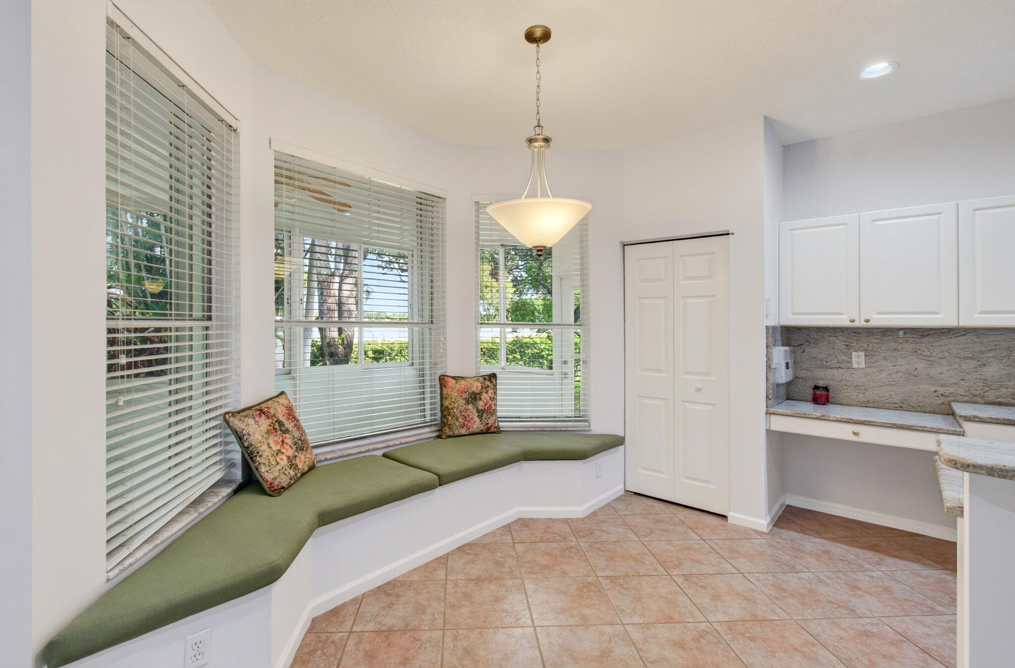 6453 Emerald Breeze Way Property Photo 31
