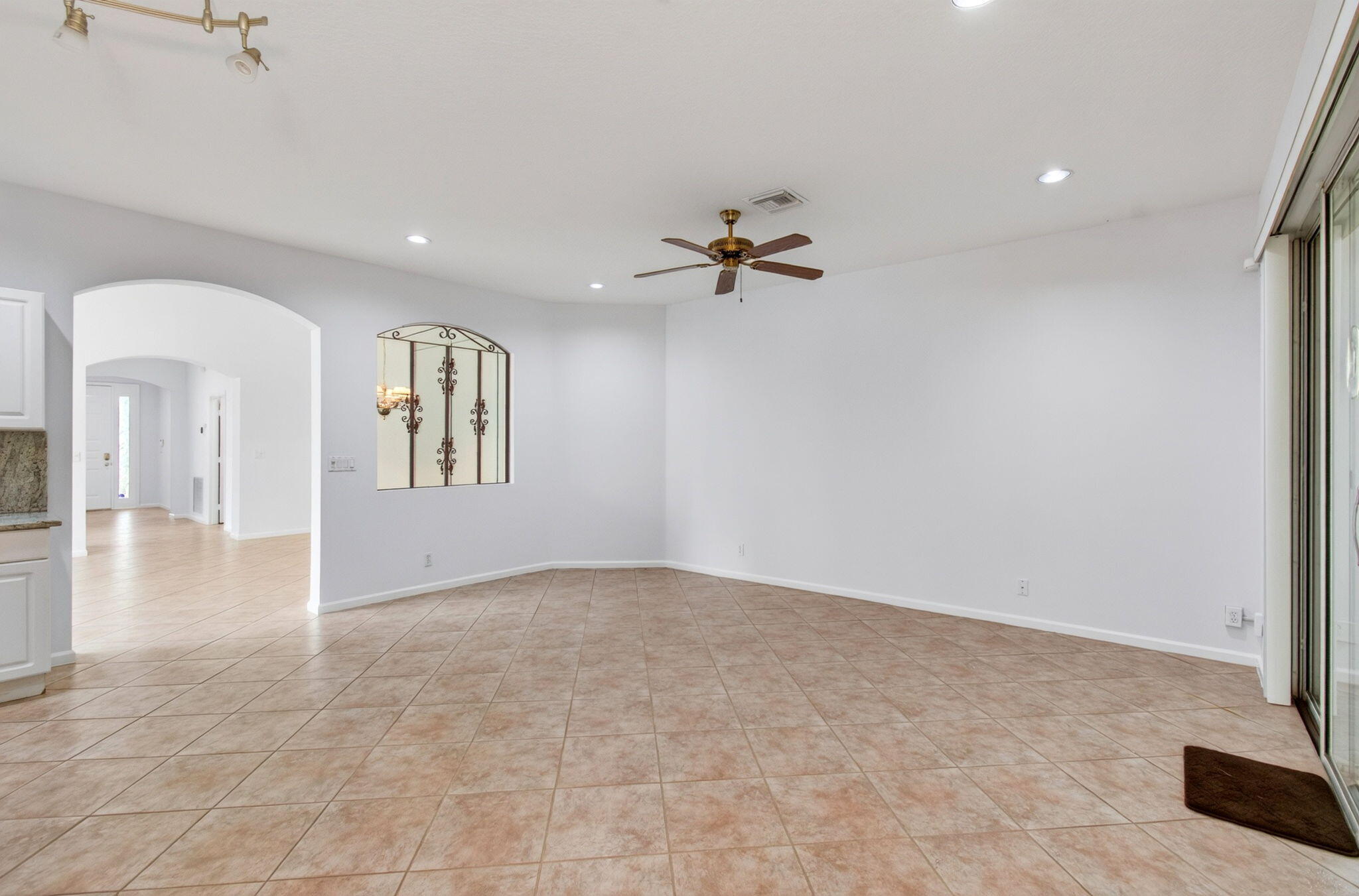 6453 Emerald Breeze Way Property Photo 38