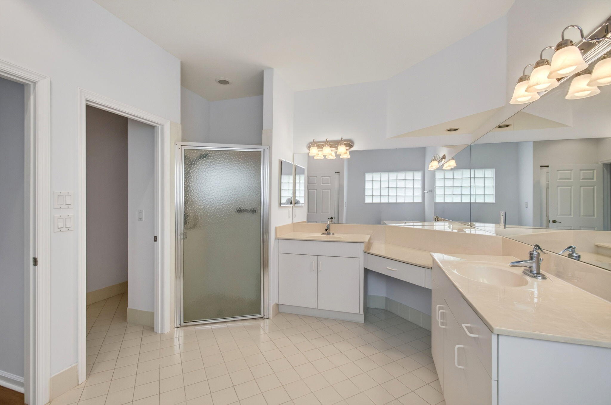 6453 Emerald Breeze Way Property Photo 47