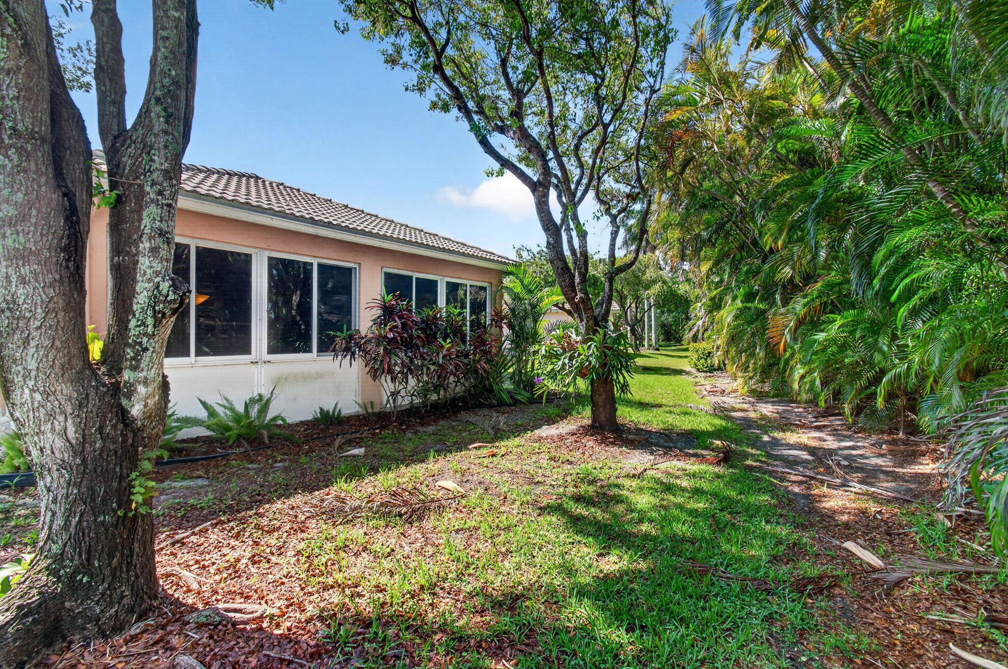 6453 Emerald Breeze Way Property Photo 58