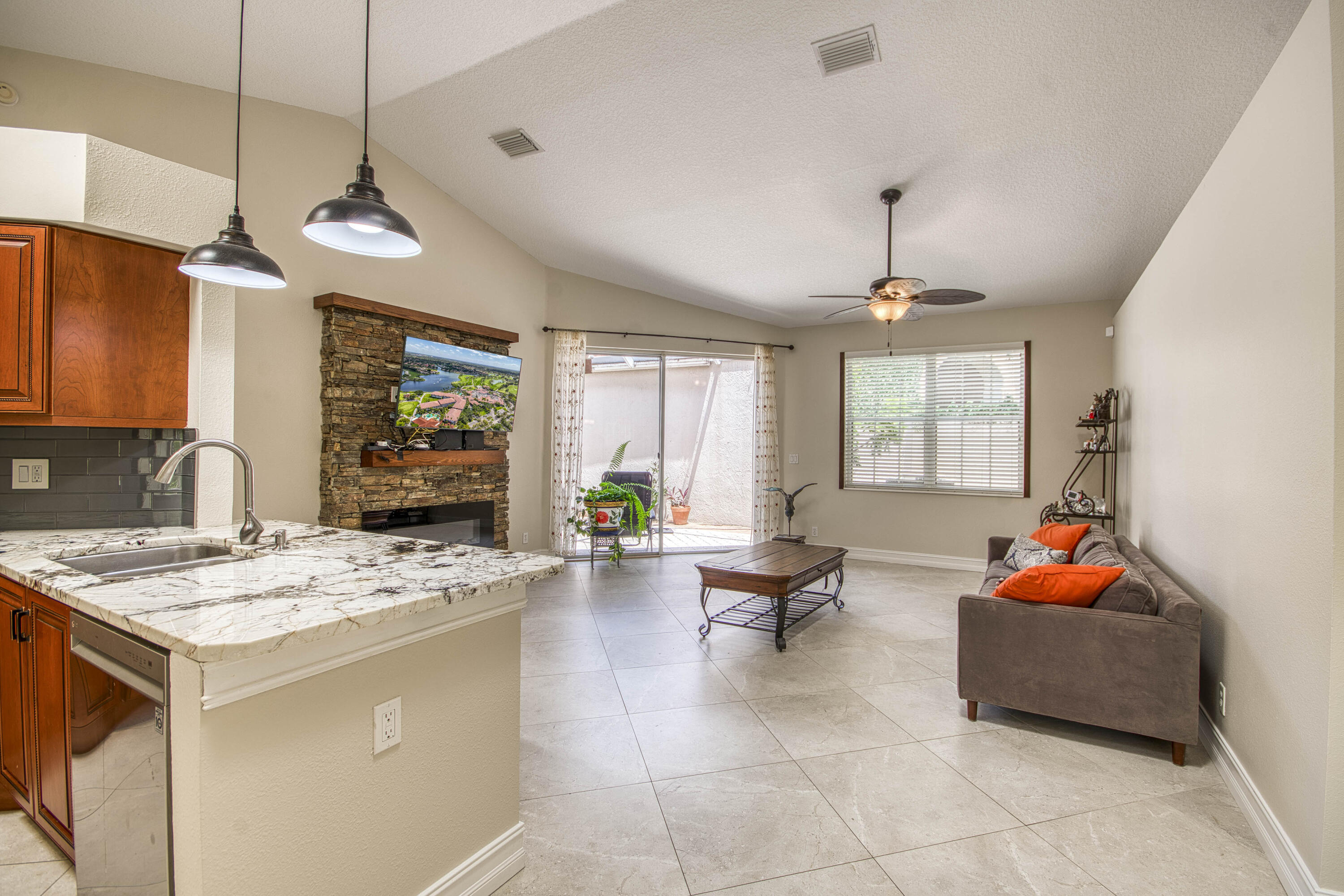 20 Via Aurelia Property Photo 2