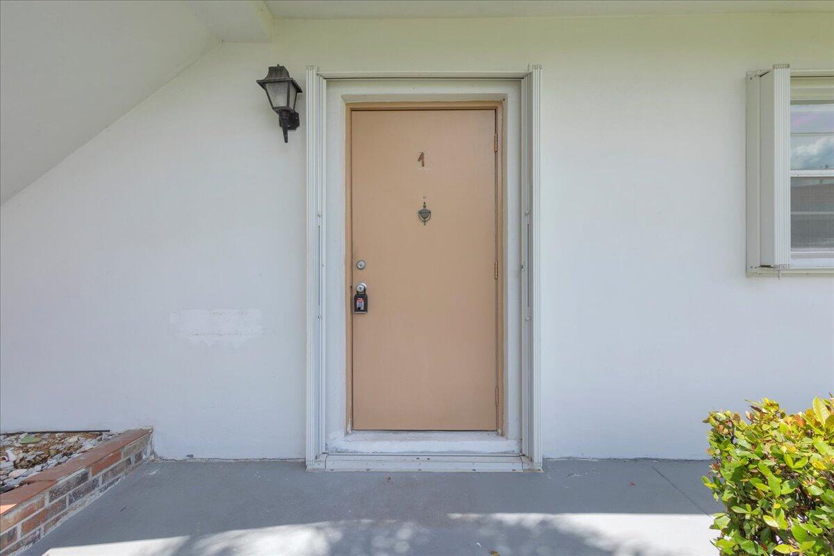 2950 Se Ocean Boulevard 14-1 Property Photo 6