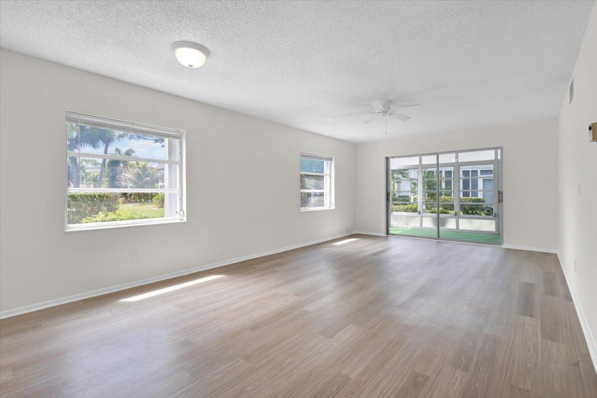 2950 Se Ocean Boulevard 14-1 Property Photo 15