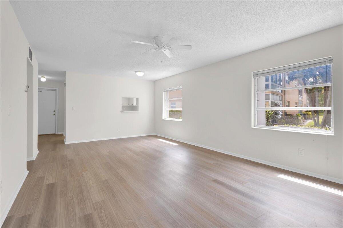 2950 Se Ocean Boulevard 14-1 Property Photo 17