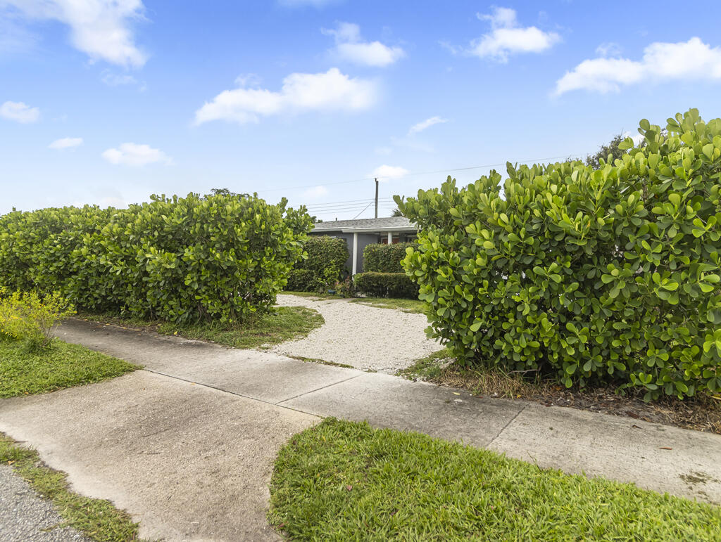 532 Foresteria Drive Property Photo 21