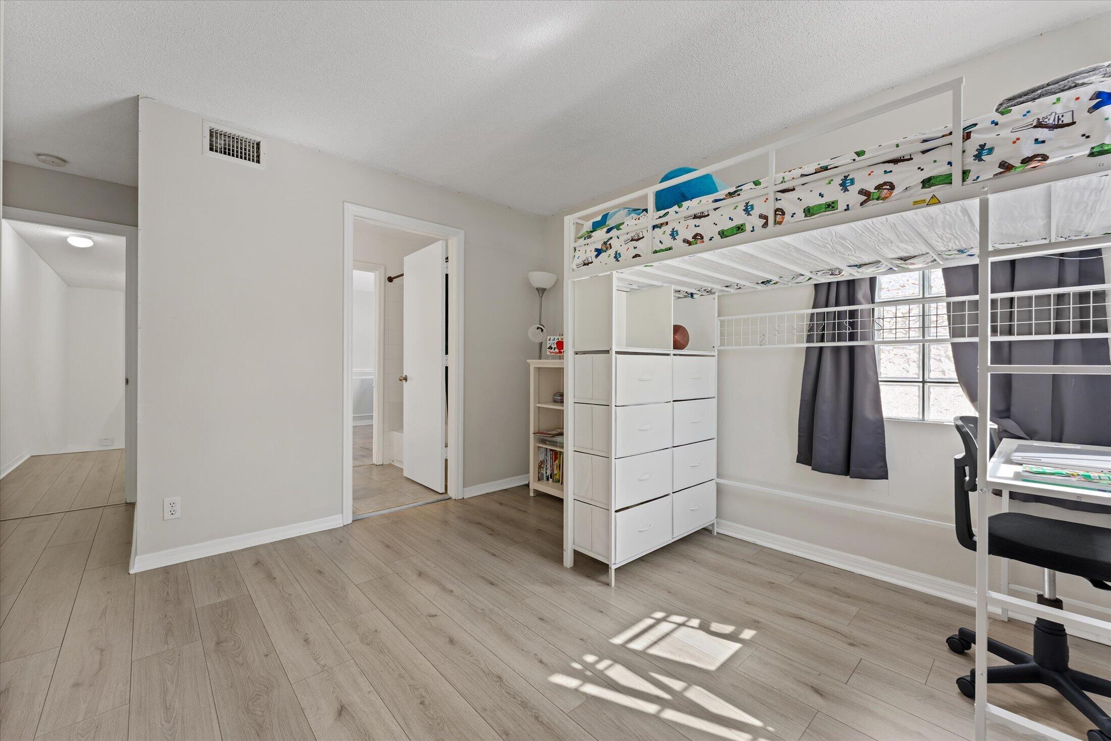 2264 Salerno Circle Property Photo 23