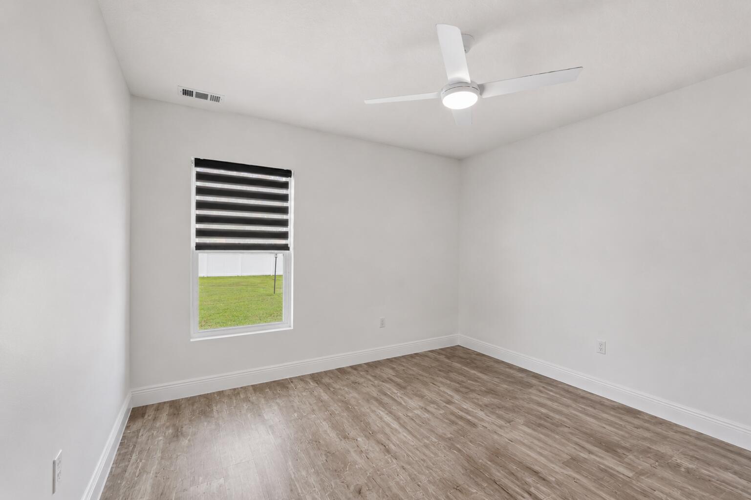 380 Sw Donna Terrace Property Photo 10