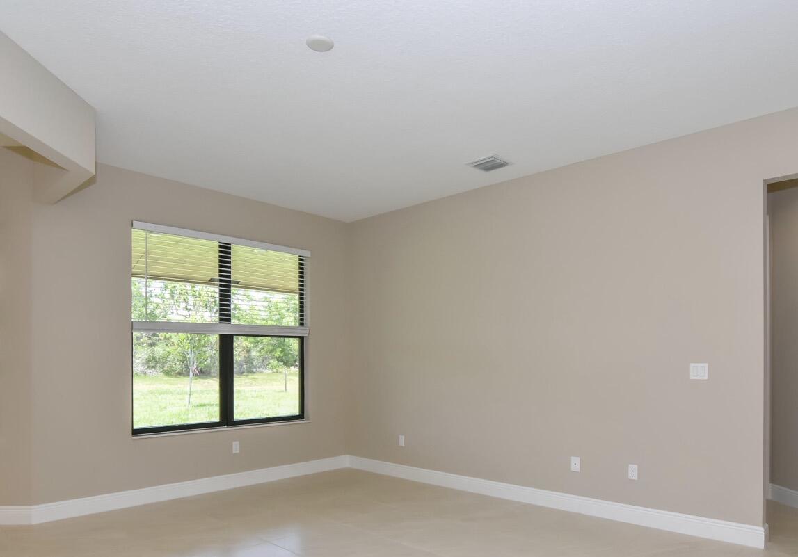 5831 Nw Dooley Property Photo 21