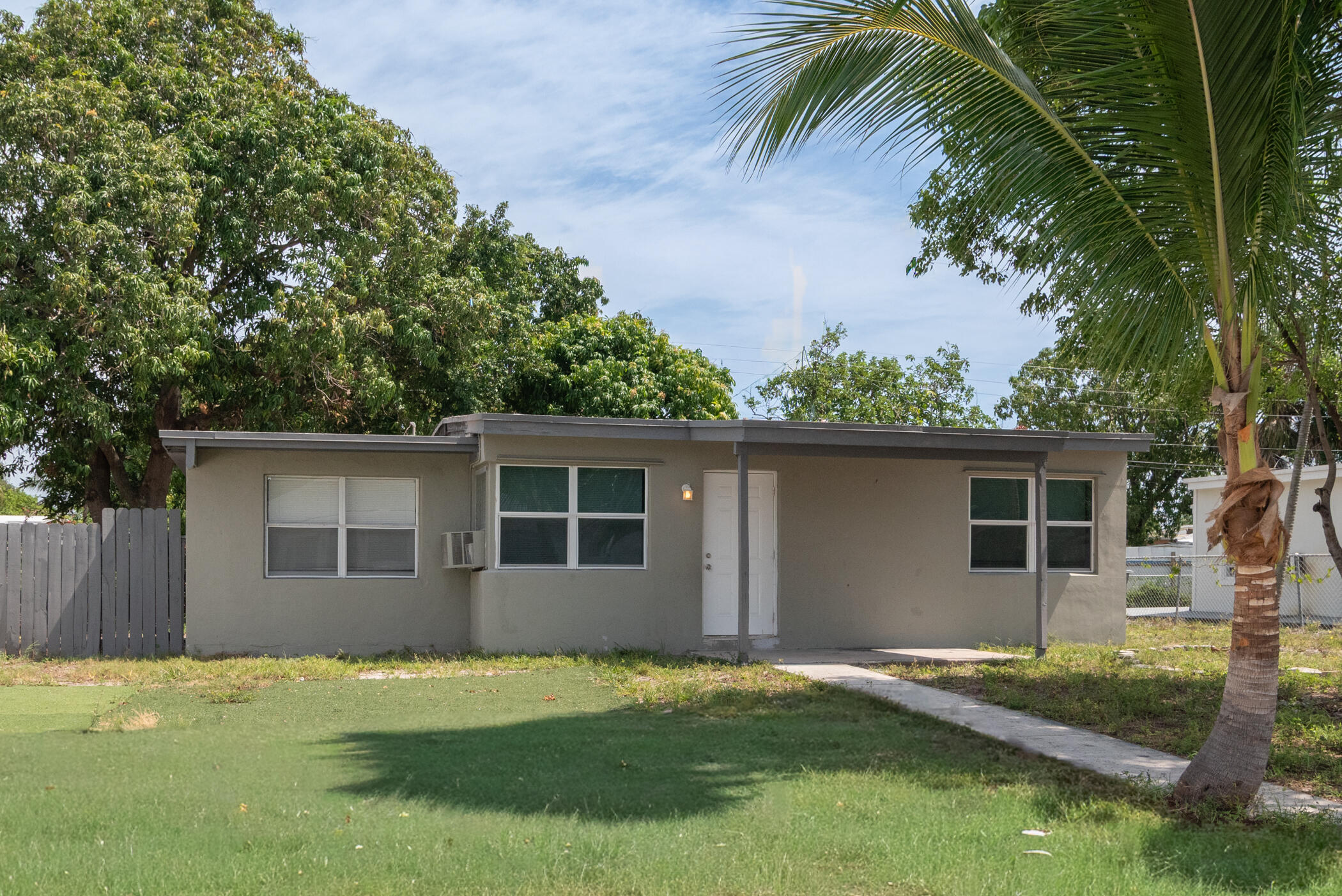191 Tulip Tree Drive Property Photo 1