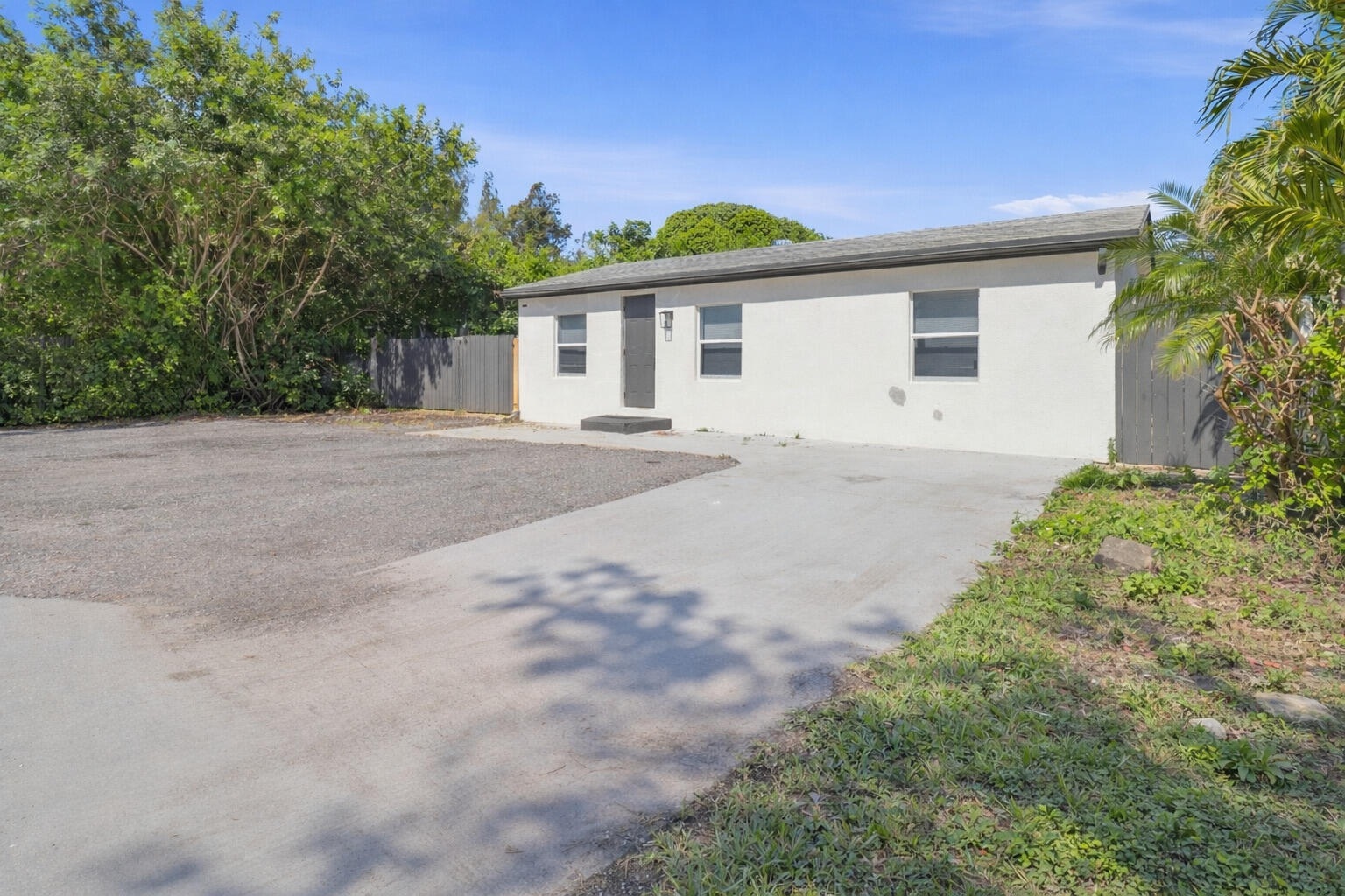 1152 Sunset Road Property Photo 2