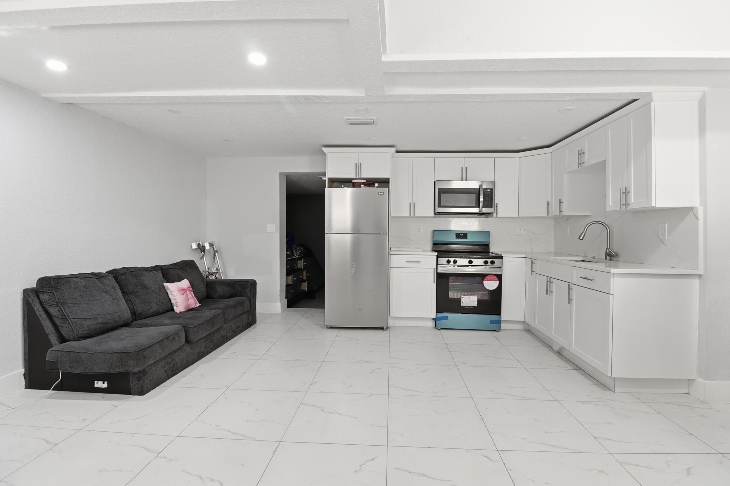 1152 Sunset Road Property Photo 5