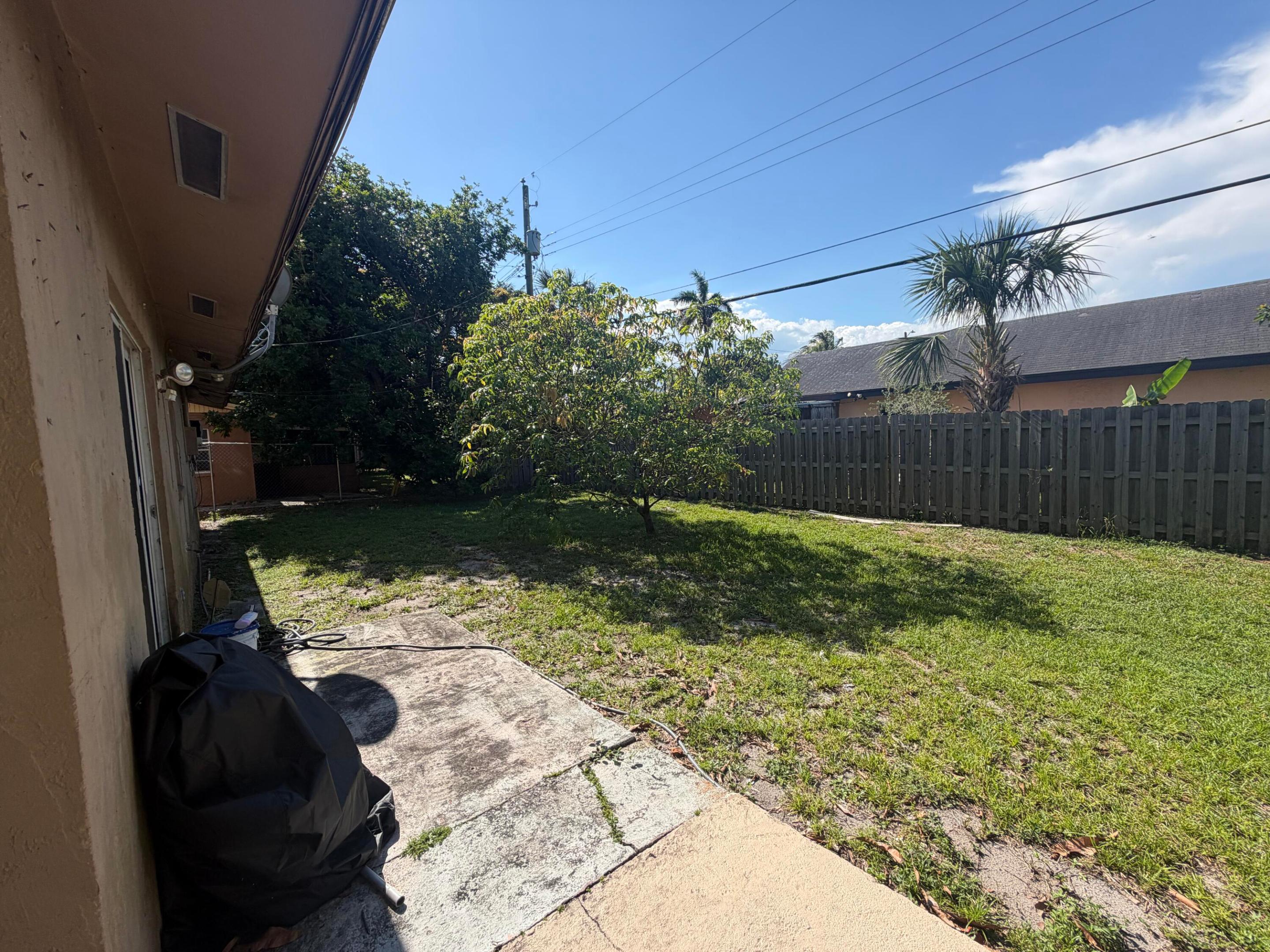 4351 Nw 32nd Court Property Photo 13