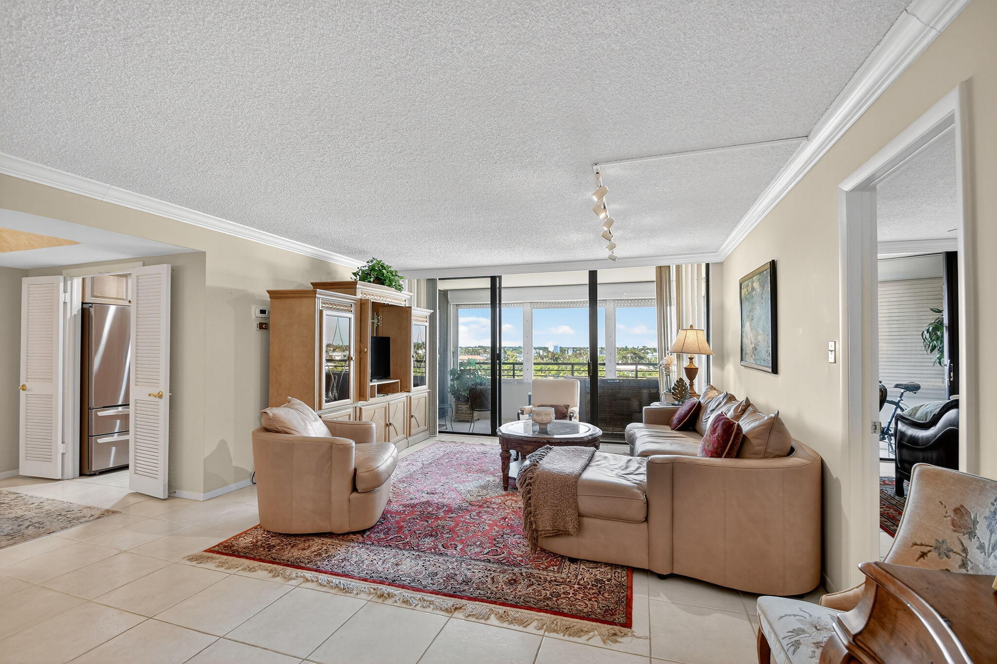 3589 S Ocean Boulevard 608 Property Photo 7