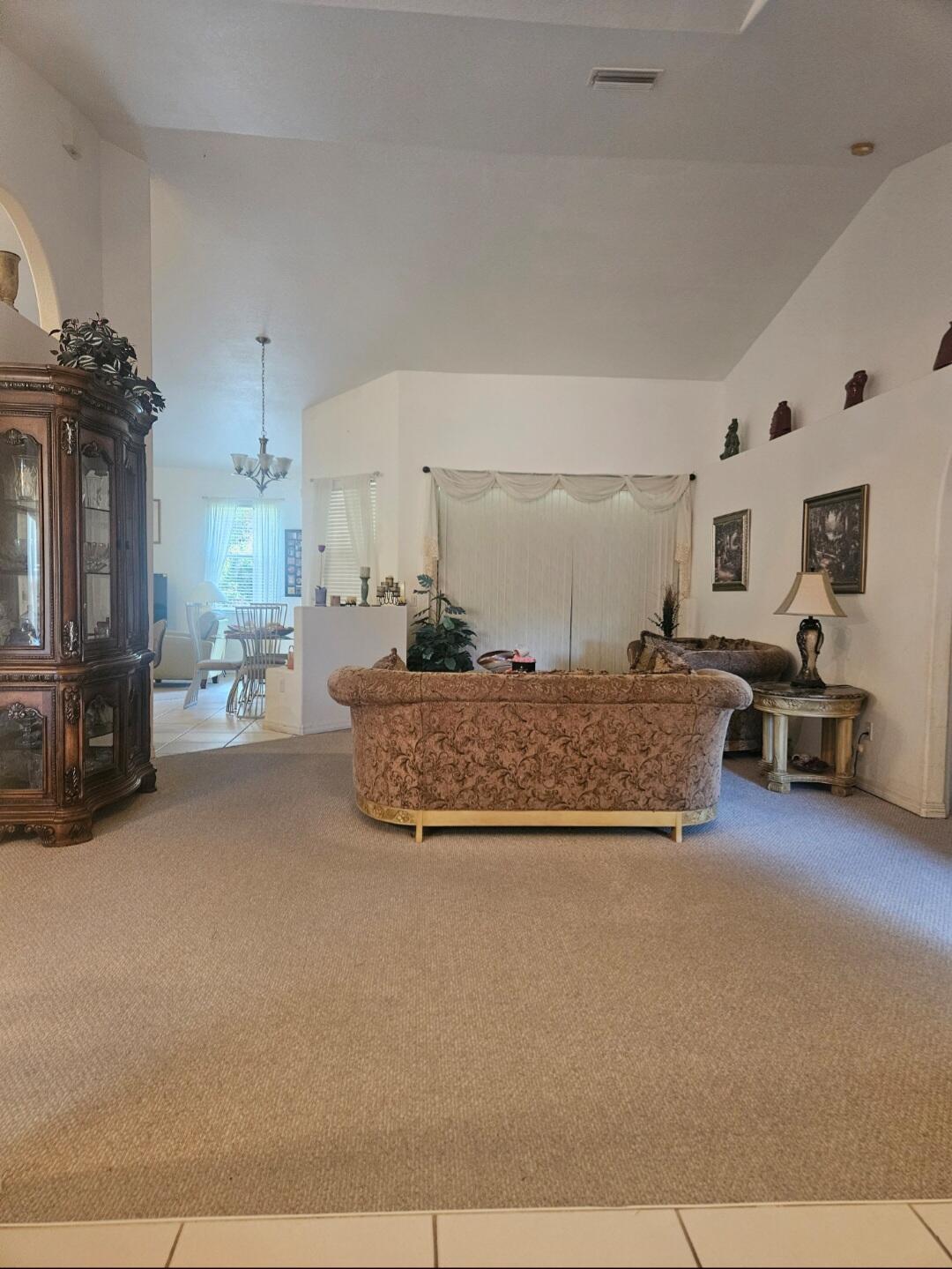 41 Pelton Circle Property Photo 6