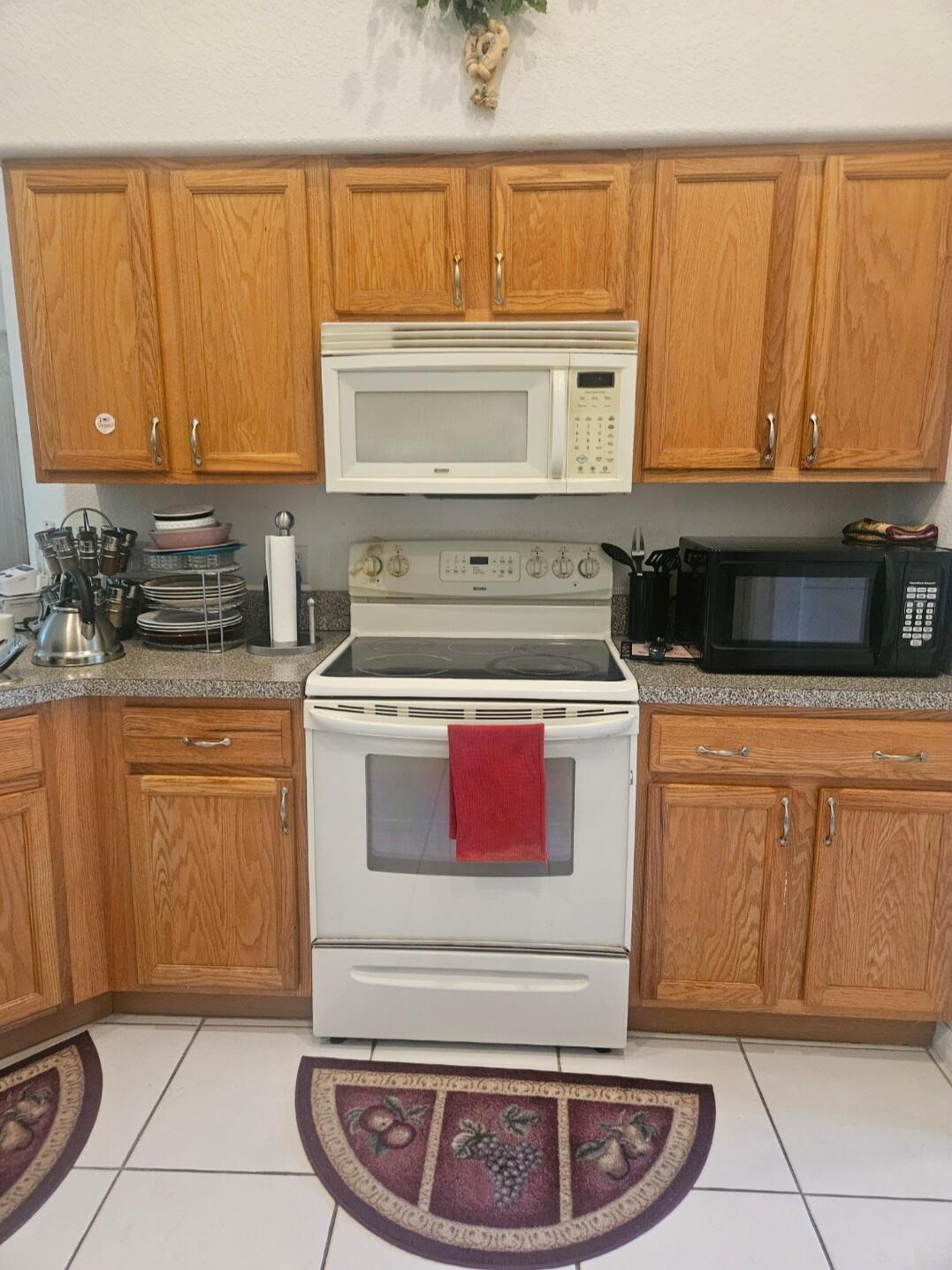 41 Pelton Circle Property Photo 7