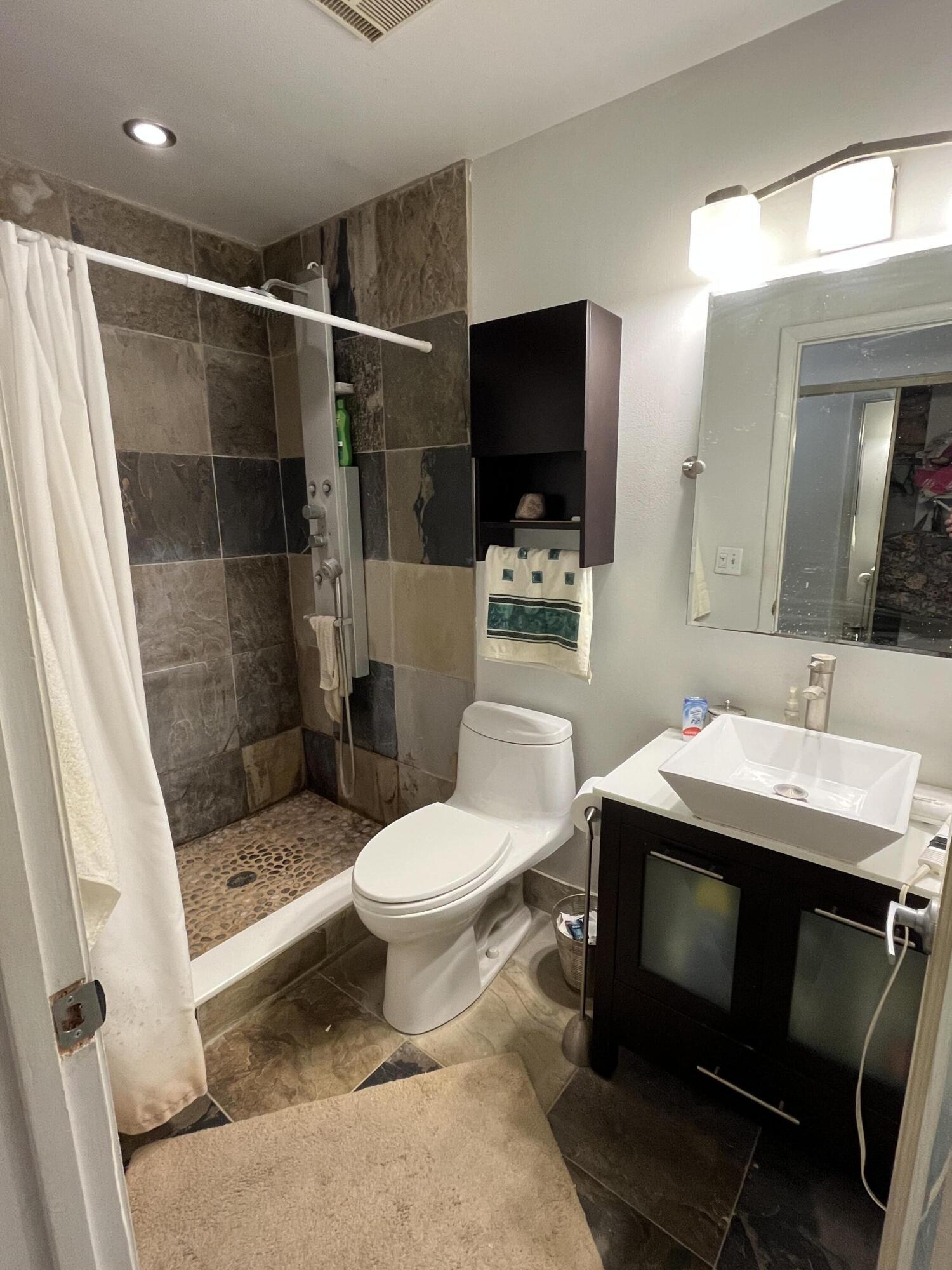 2101 Champions Way Property Photo 13