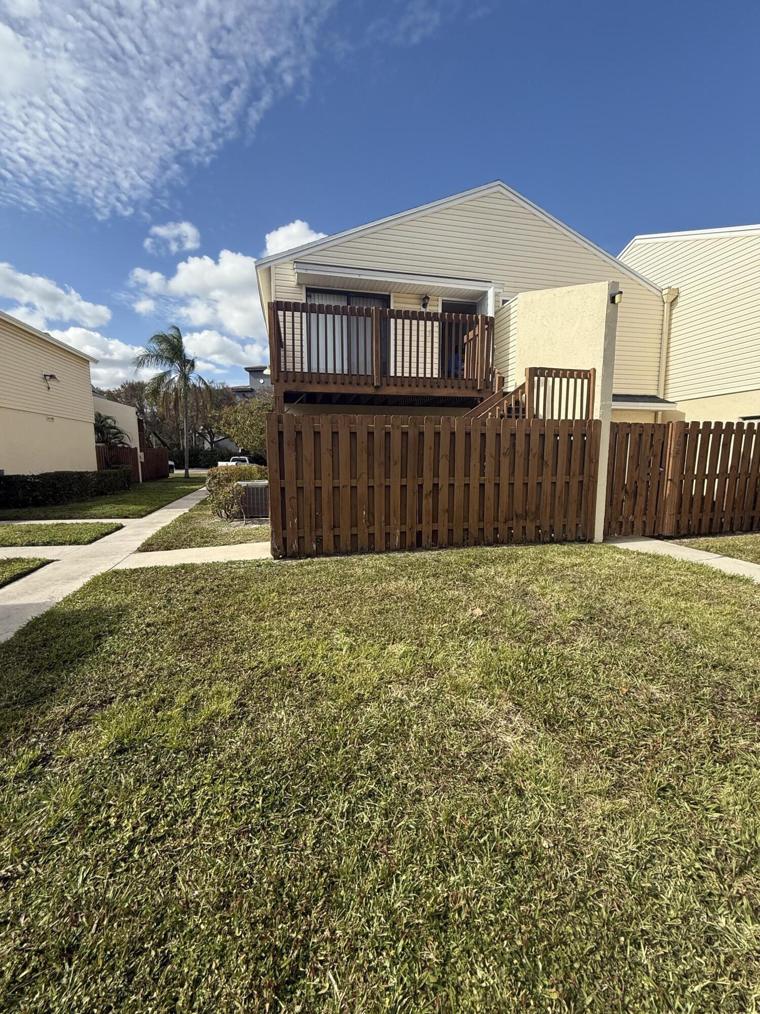 633 Executive Center Drive L202 Property Photo 1