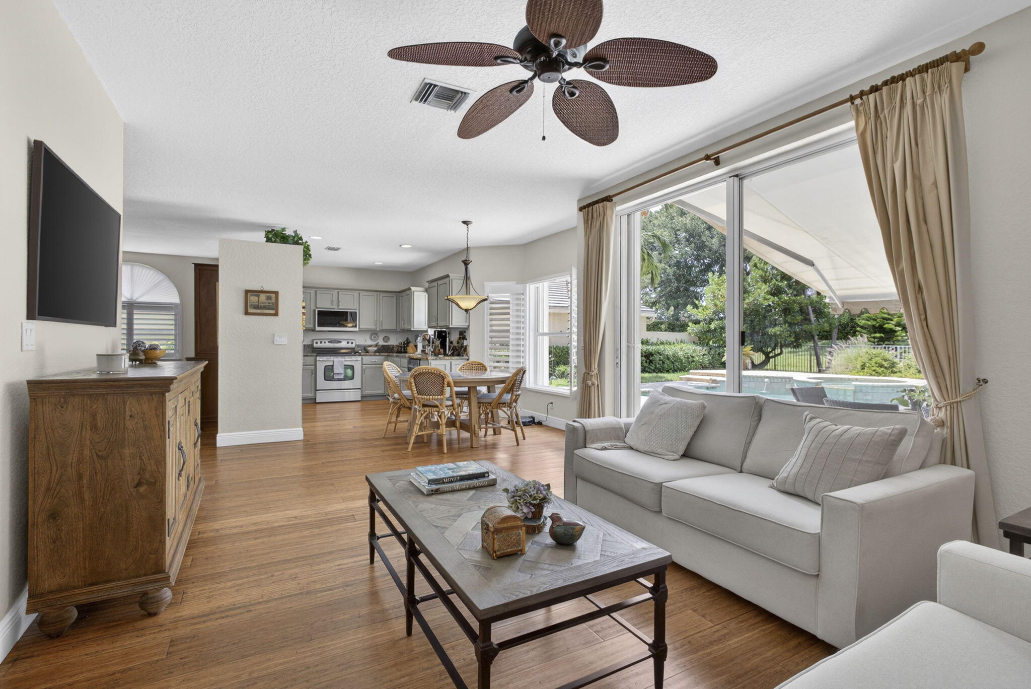4017 Bluff Harbor Way Property Photo 17