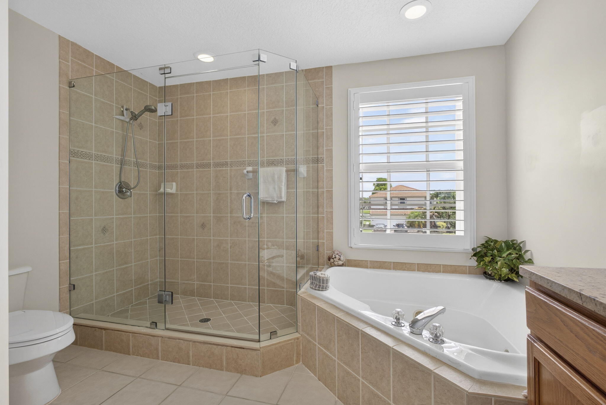 4017 Bluff Harbor Way Property Photo 24