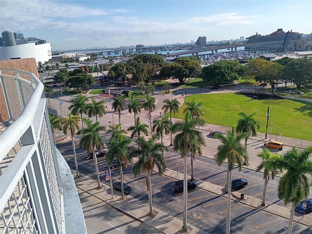244 Biscayne Boulevard 2805 Property Photo 19