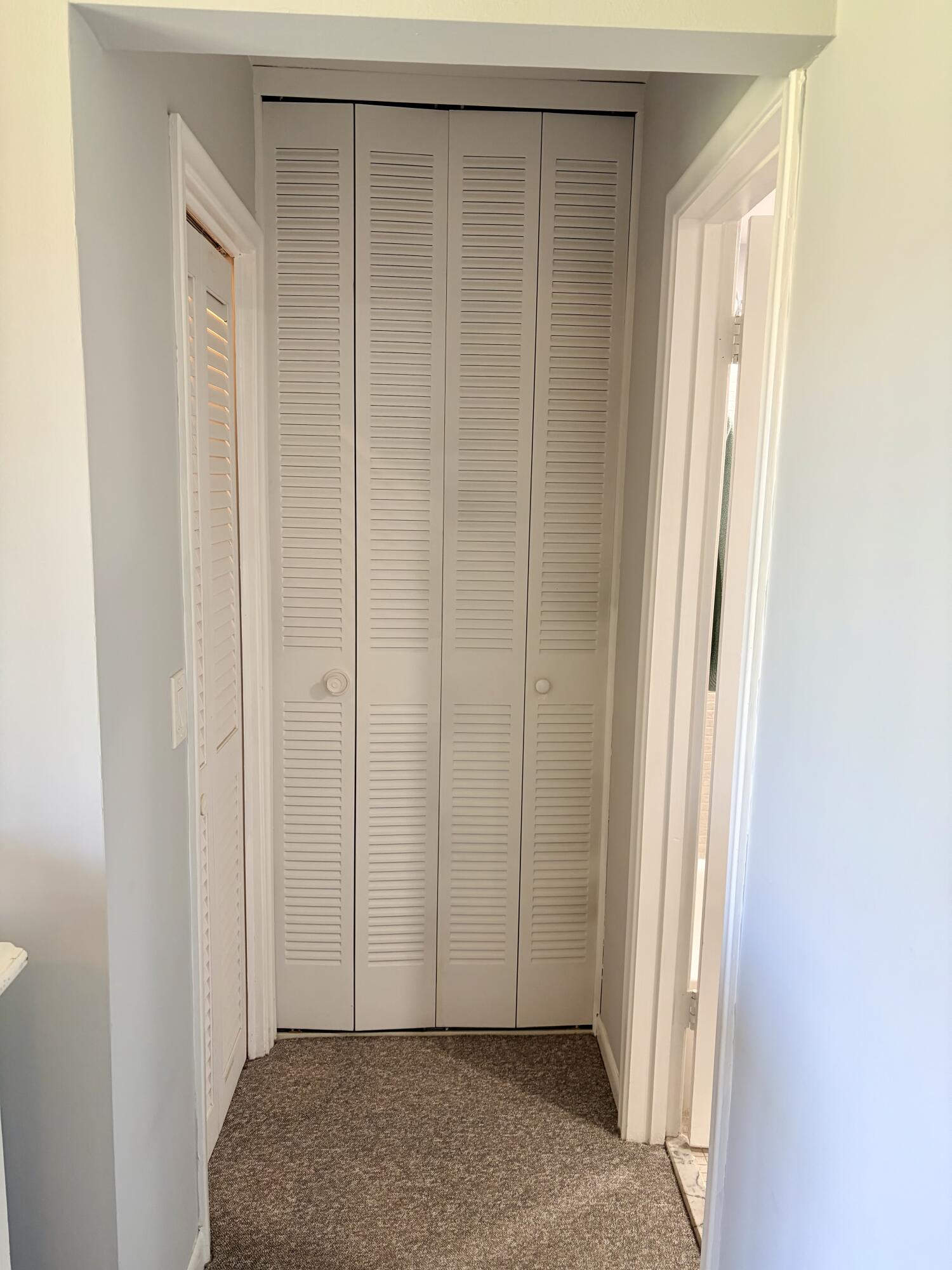 14 Easthampton A Property Photo 15
