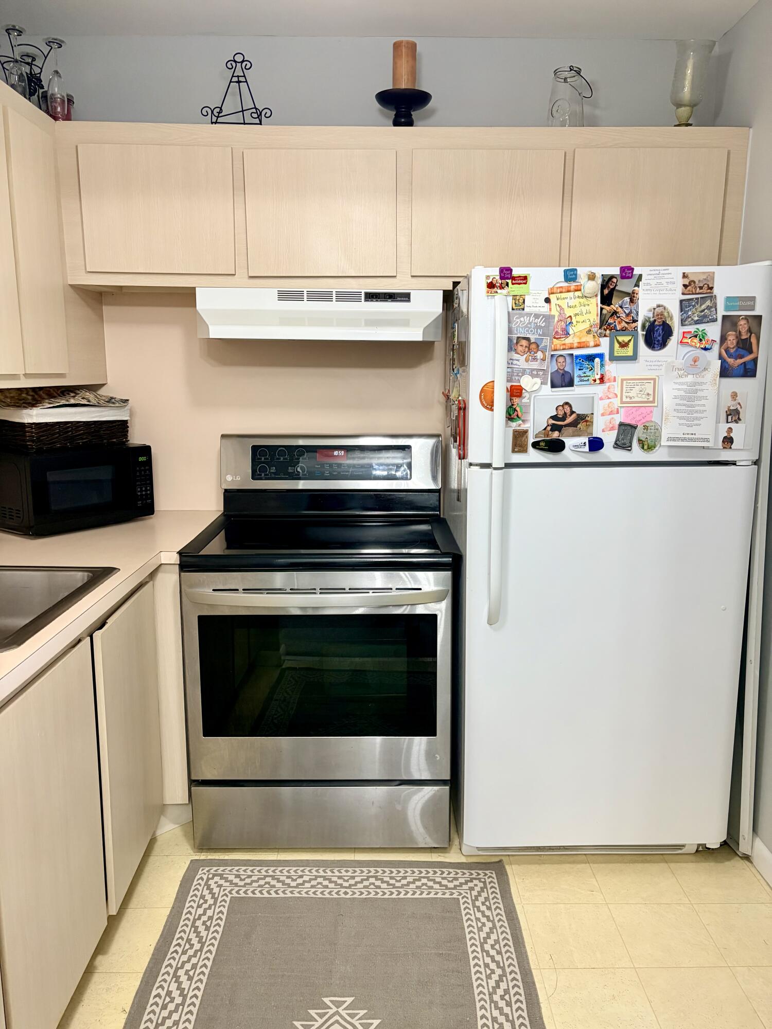 14 Easthampton A Property Photo 18