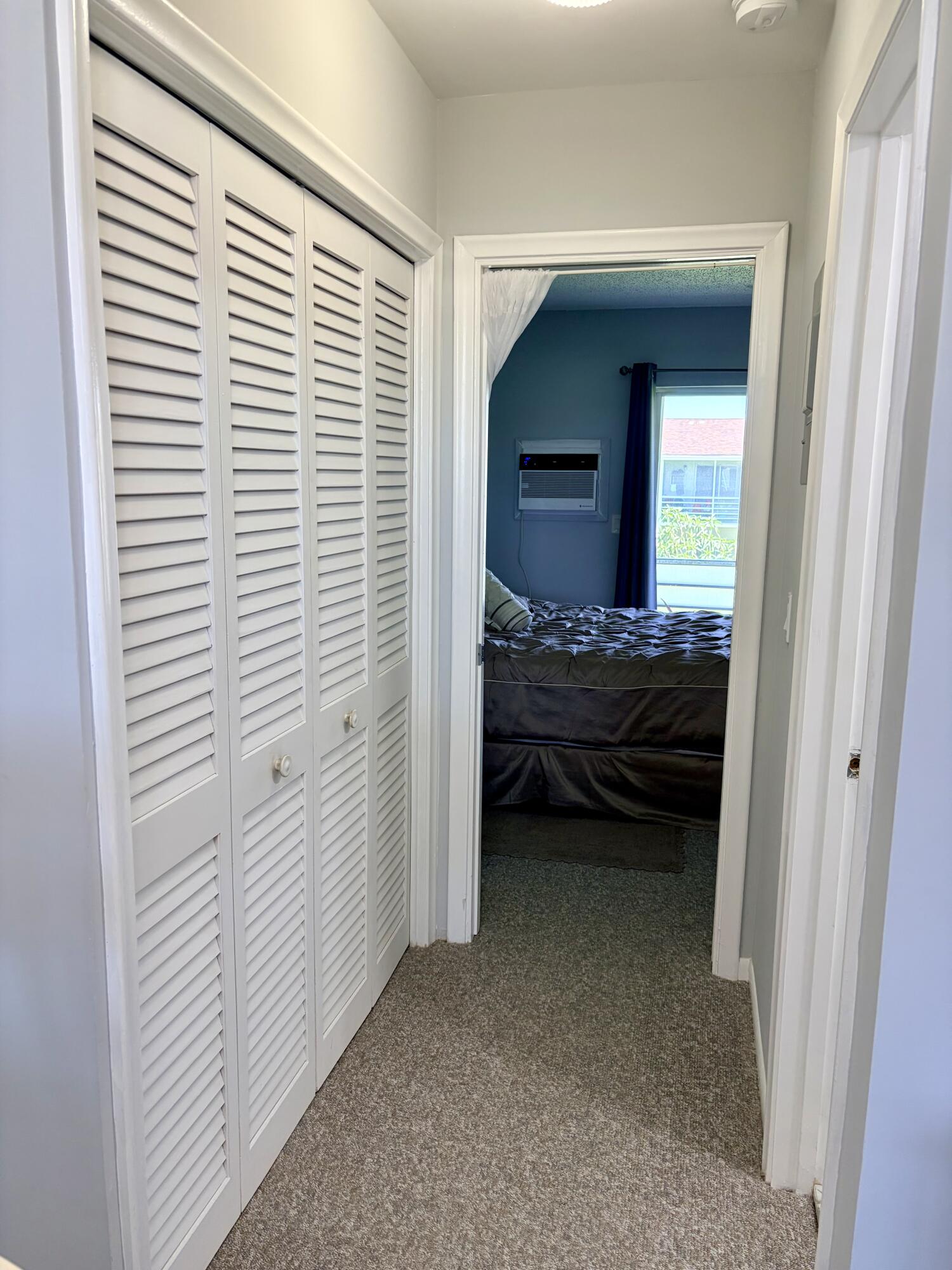 14 Easthampton A Property Photo 20