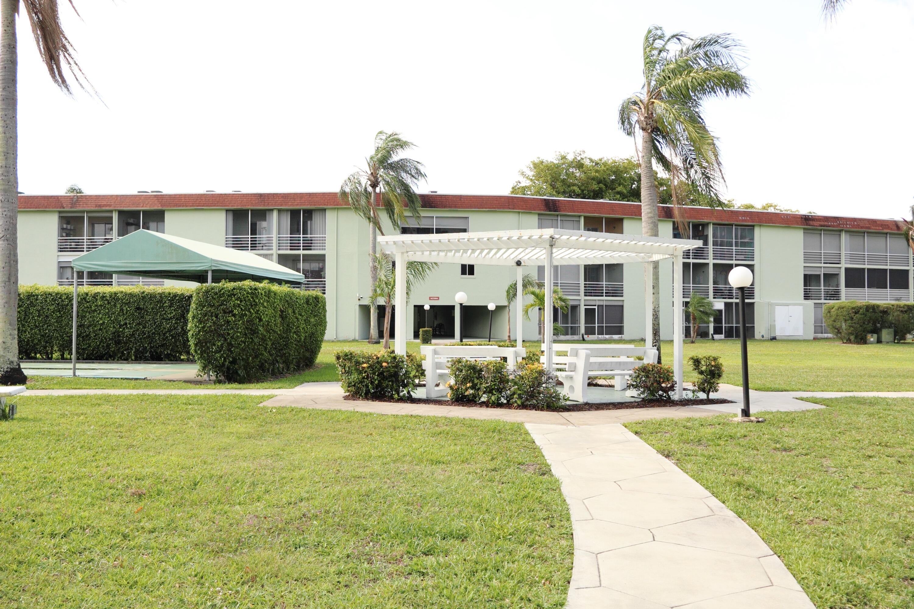 3400 Springdale Boulevard 214 Property Photo 19