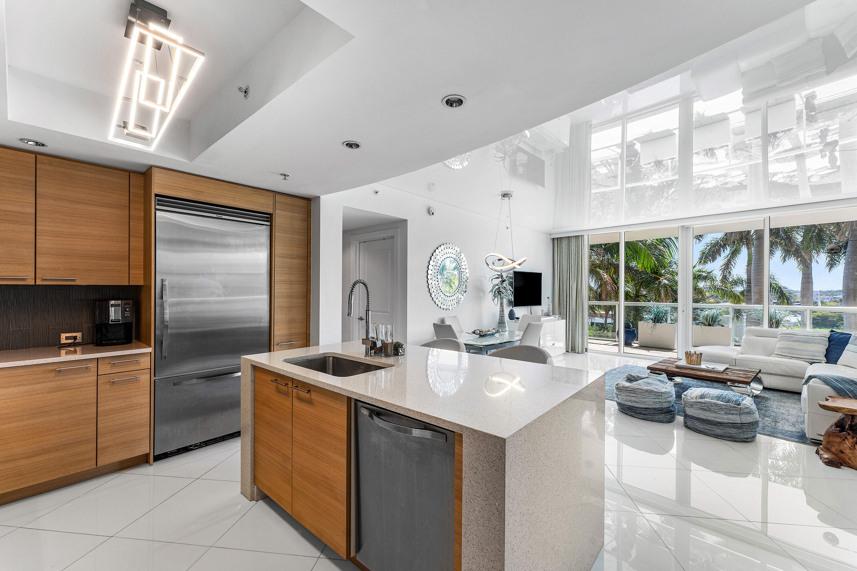 1 N Ocean Boulevard 513 Property Photo 10