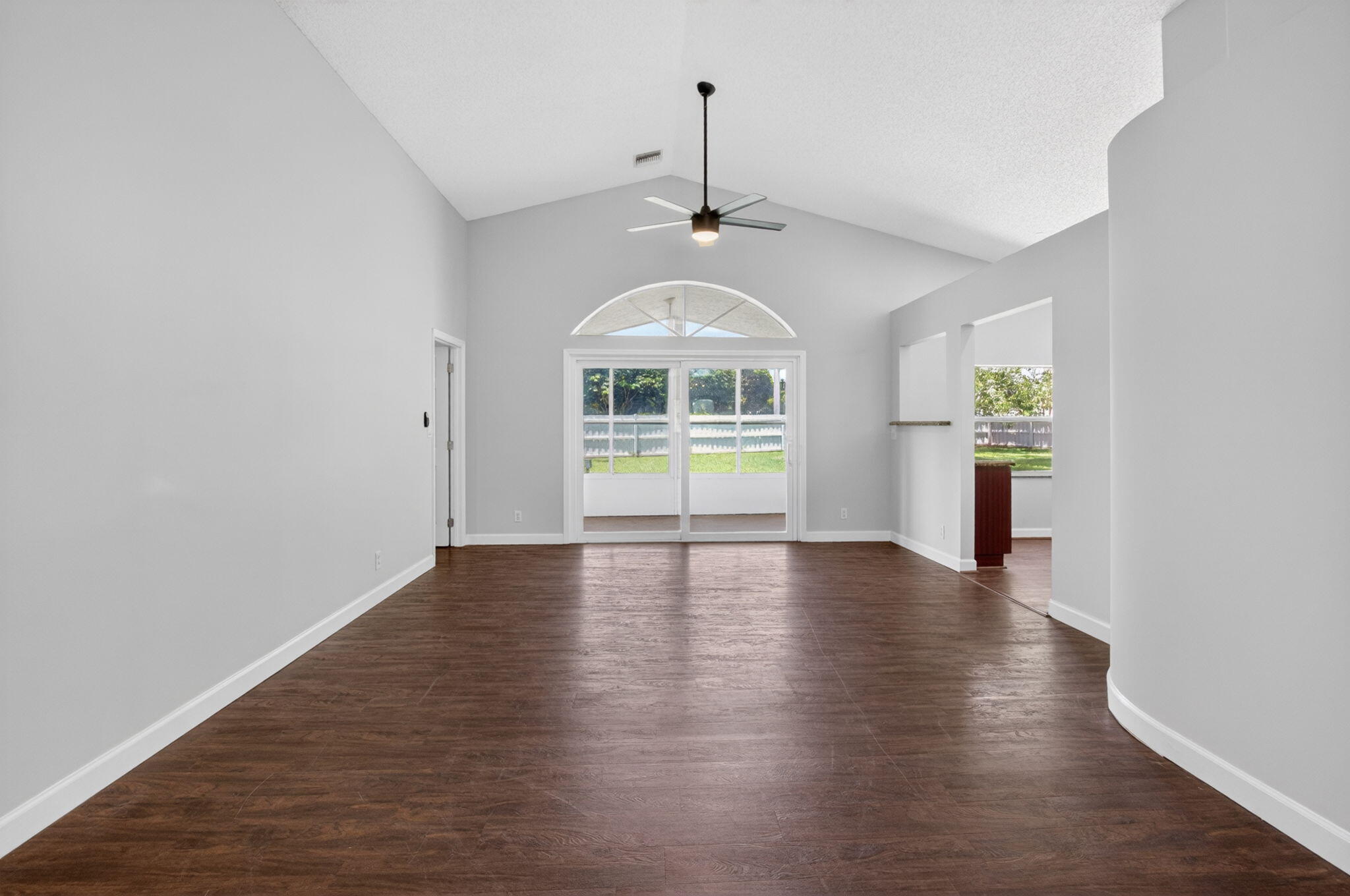 7550 Ironbridge Circle Property Photo 17