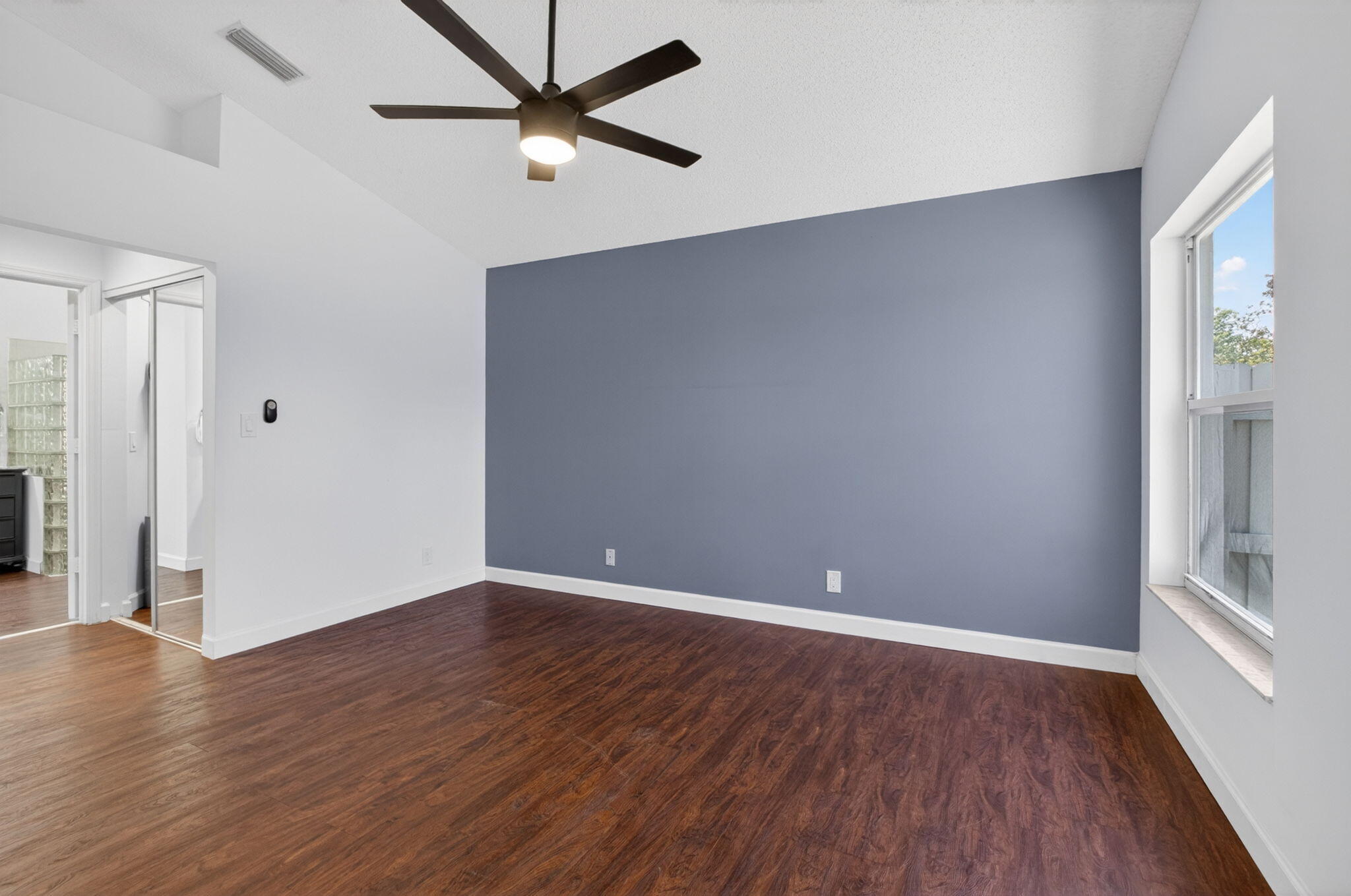 7550 Ironbridge Circle Property Photo 18