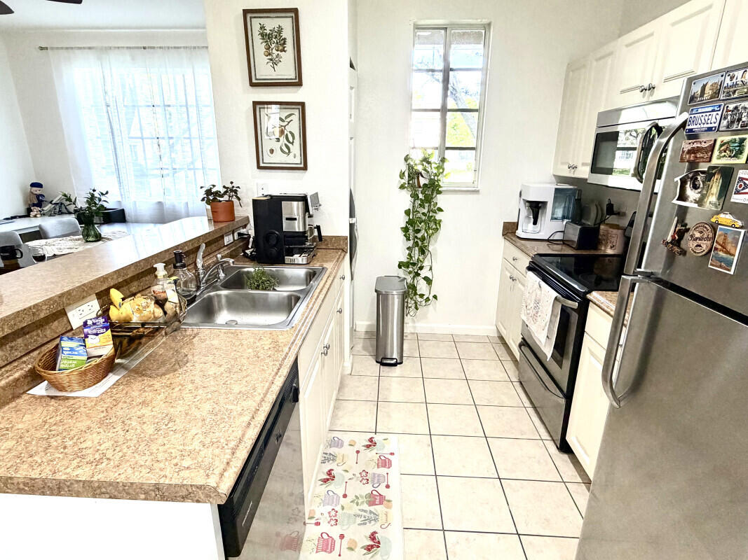 1205 Abaco Lane Property Photo 5