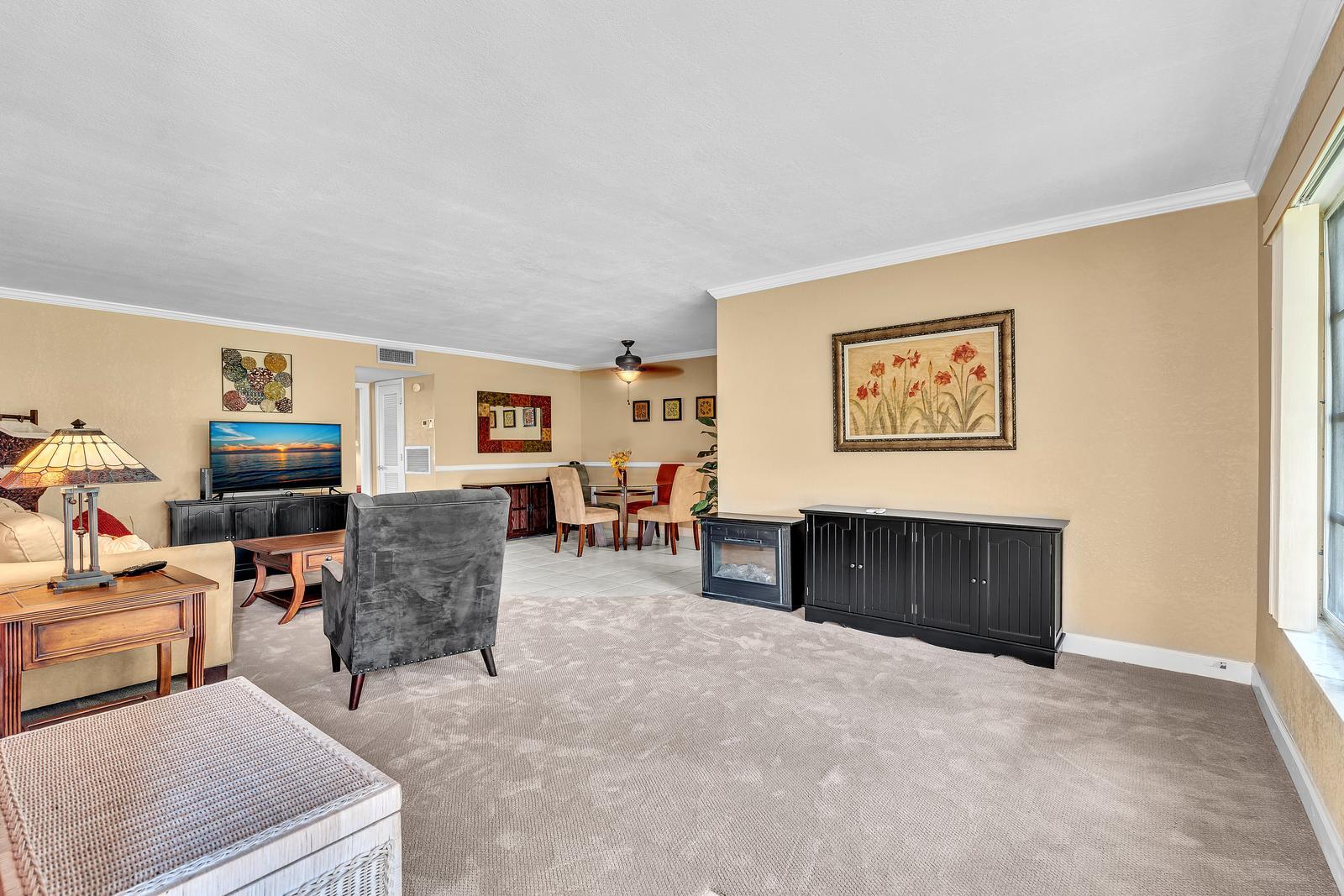 840 N High Point Blvd Boulevard N B Property Photo 7