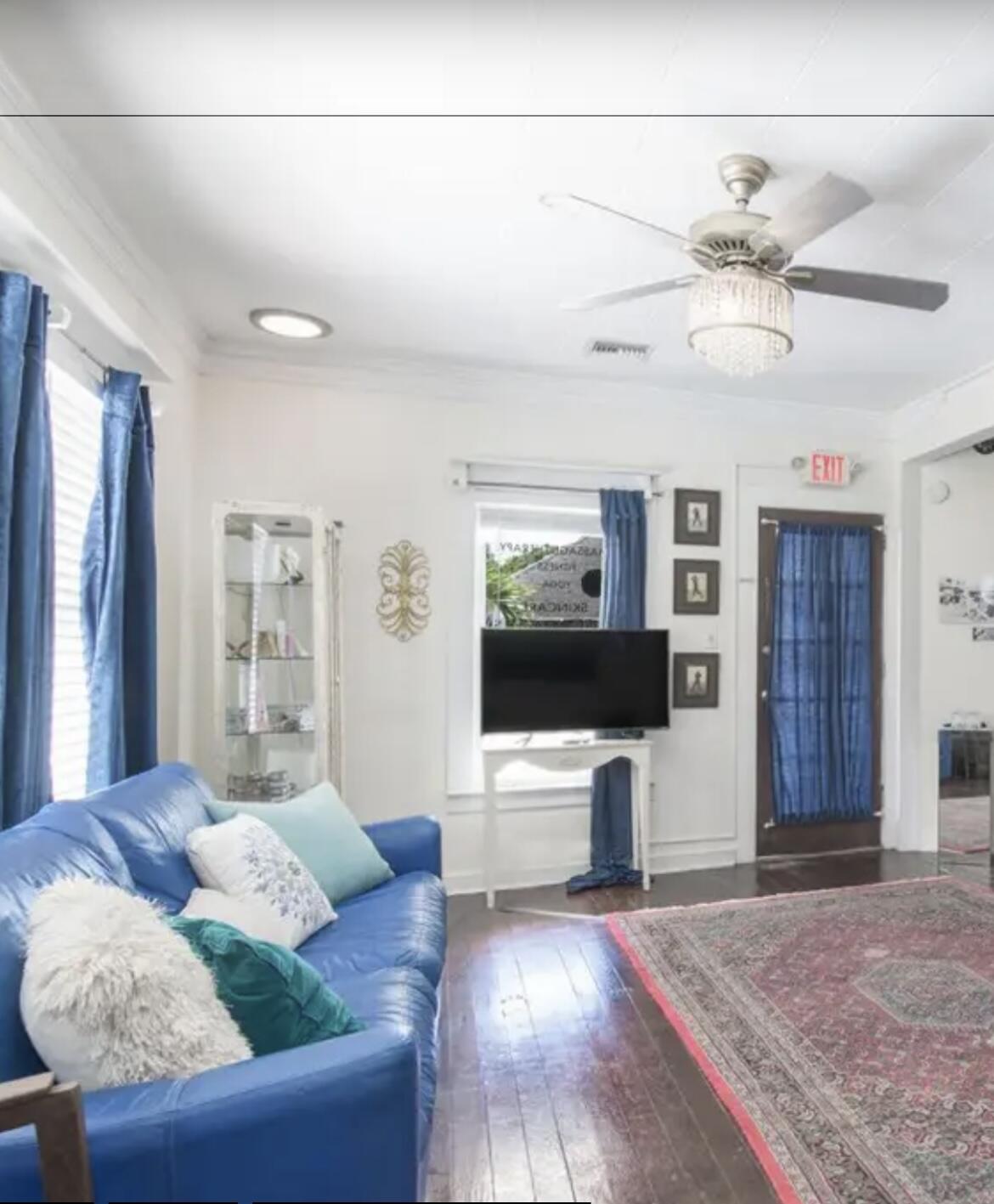 208 Avenue E Property Photo 8