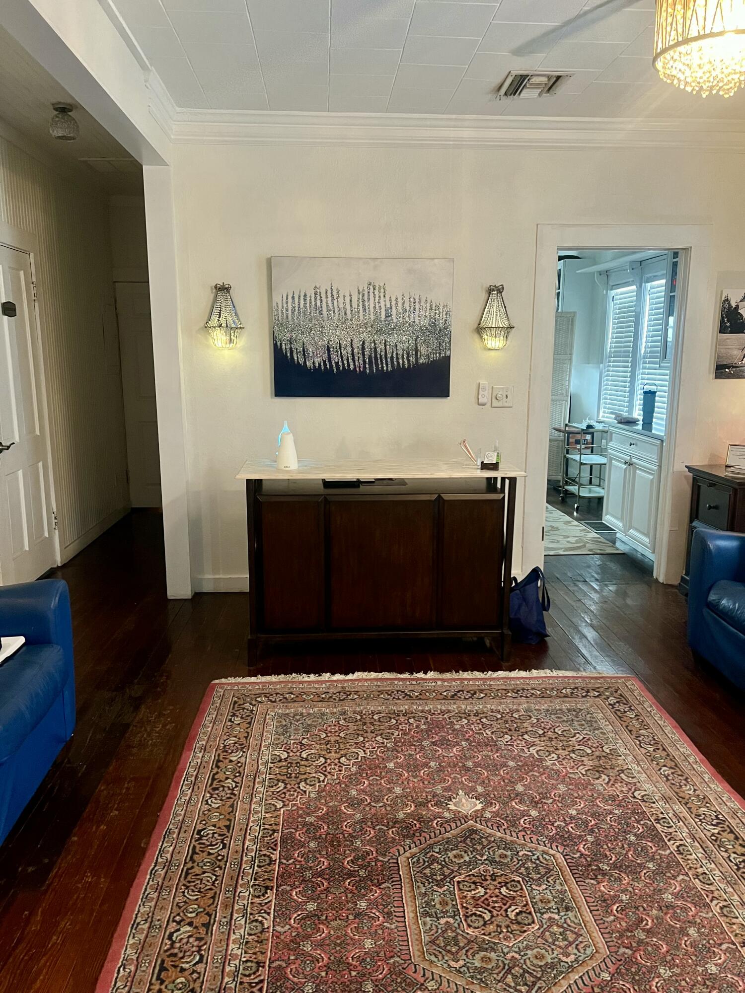 208 Avenue E Property Photo 13