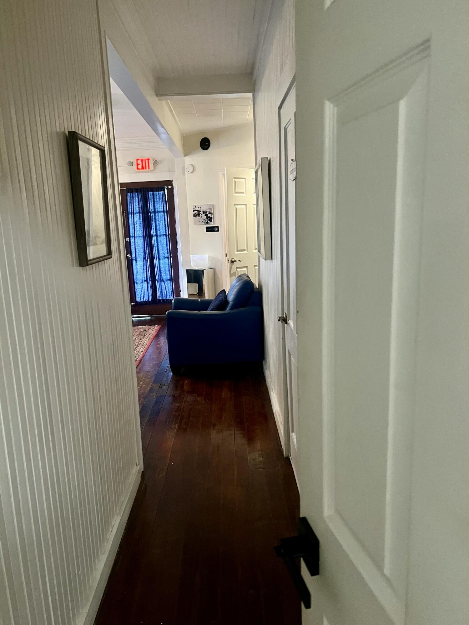 208 Avenue E Property Photo 38