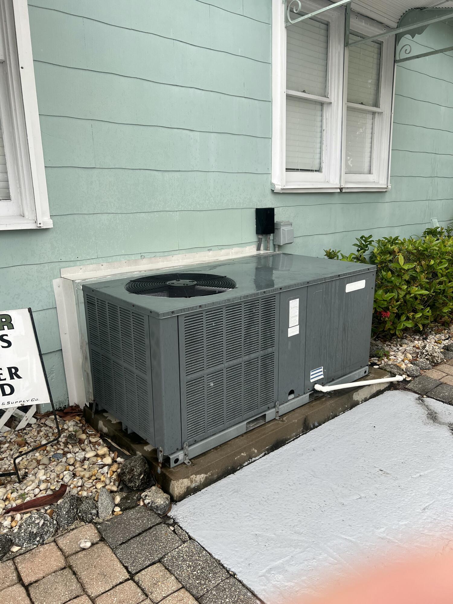 208 Avenue E Property Photo 64