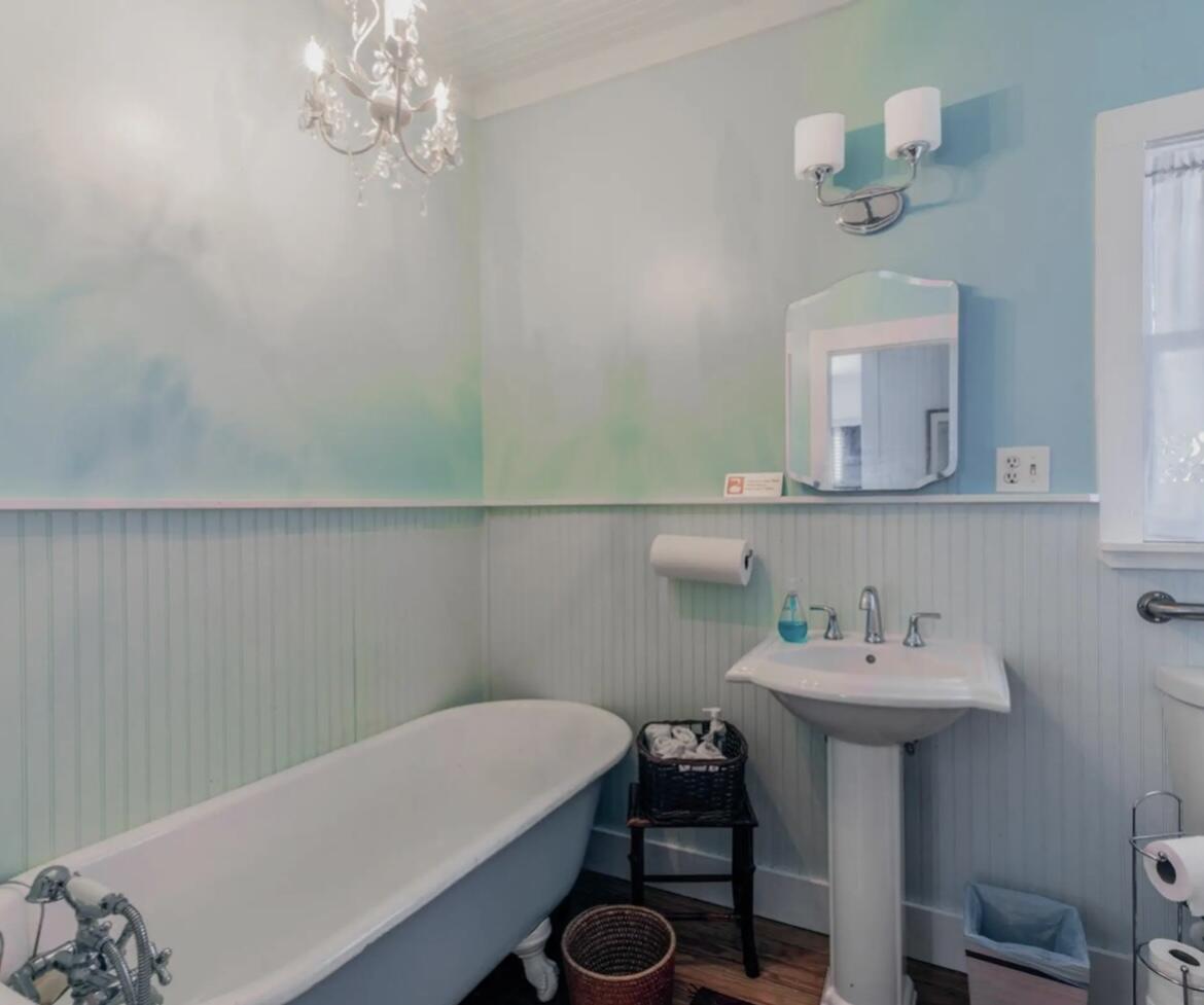 208 Avenue E Property Photo 85