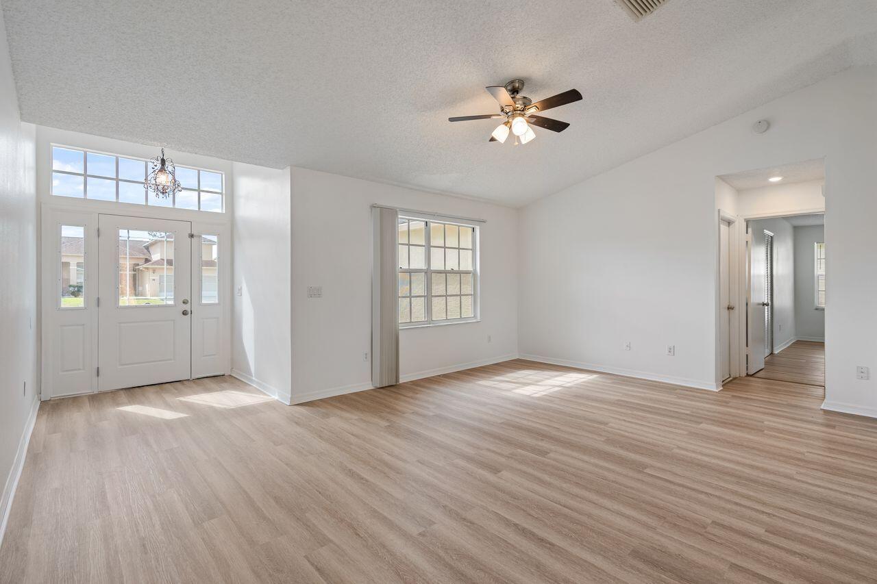 349 Hammock Road Se Property Photo 4