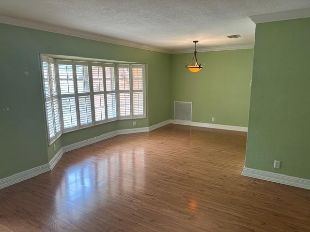 732 Se 11th Avenue Property Photo 10